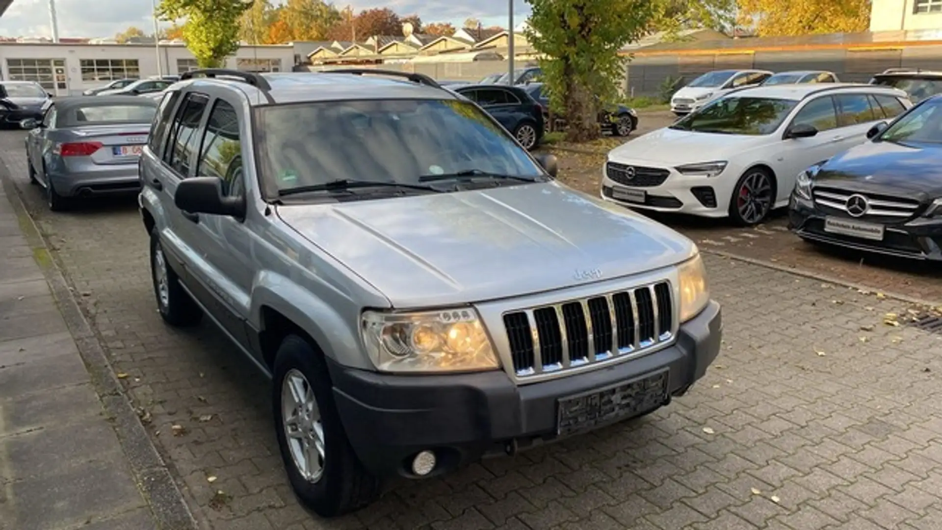Jeep Grand Cherokee SELEC TRAC LPG/GAS!!!AHK 3,5T!!! 4.0 Argintiu - 2