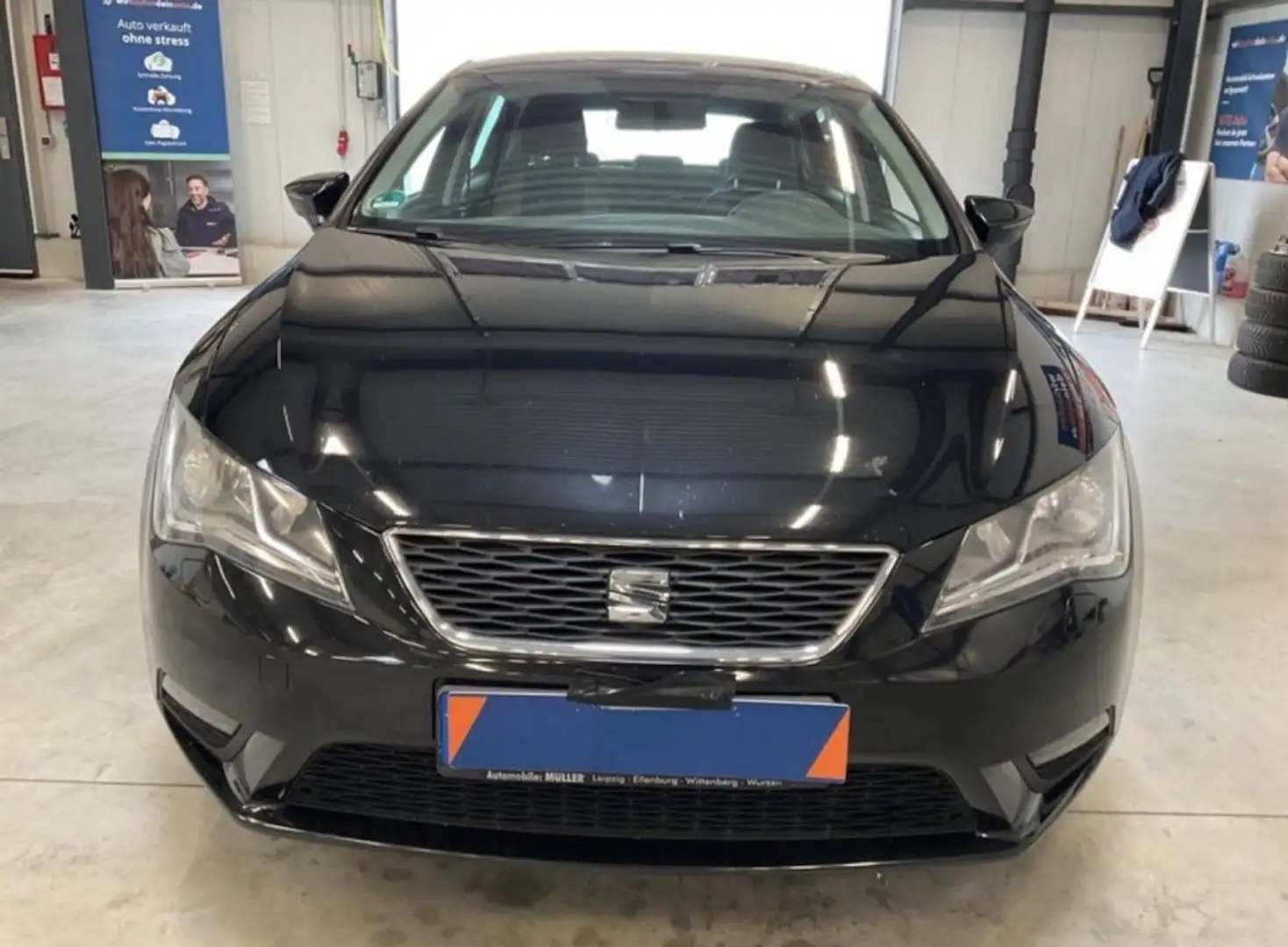 SEAT Leon 1.2 TSI Reference Negro - 2