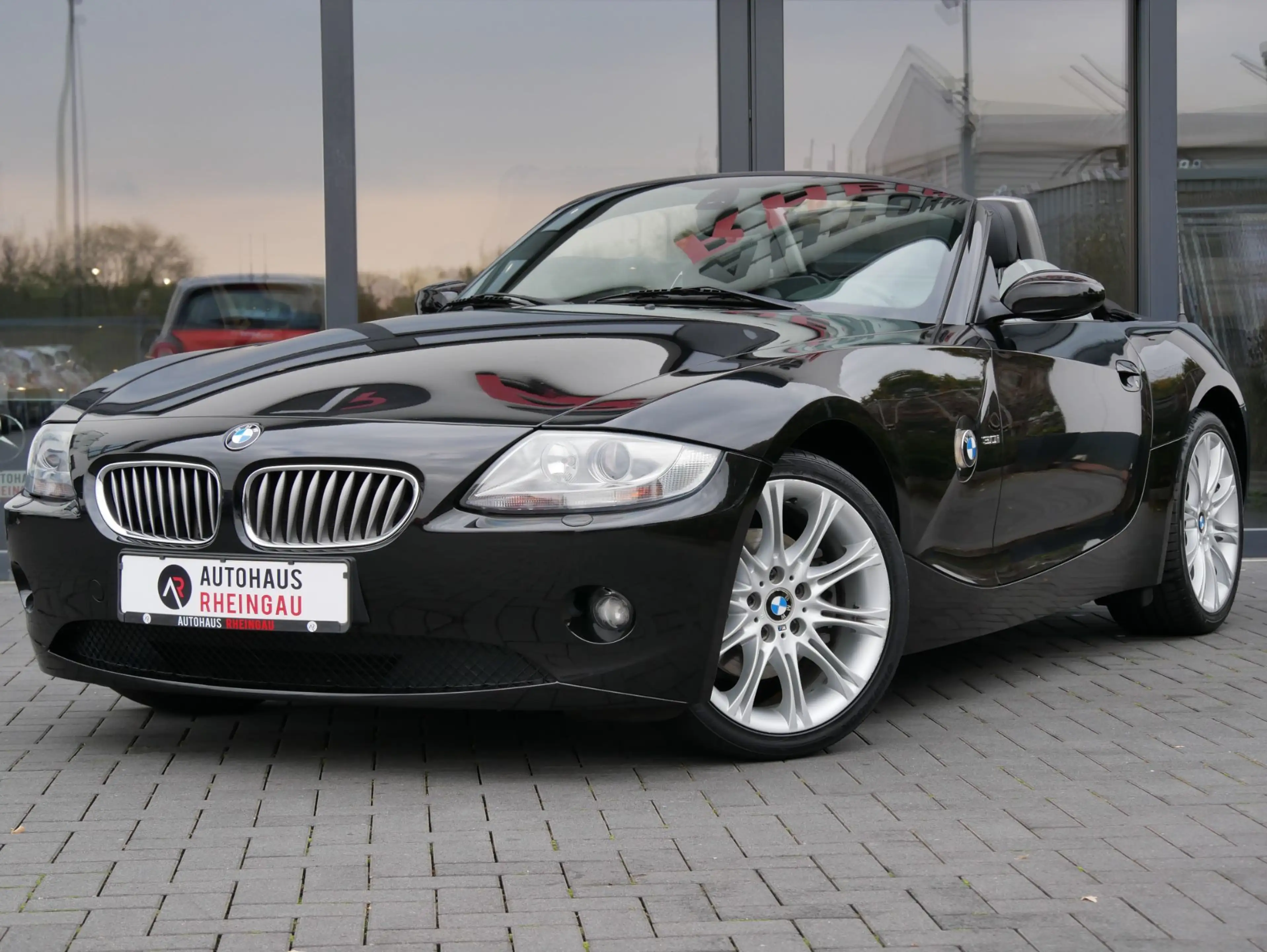 BMW Z4 Z 4 3.0i Roadster *wenig KM*