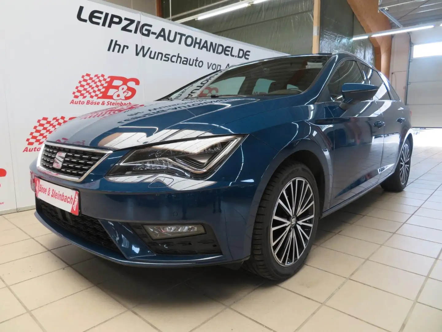 SEAT Leon ST Xcellence*LED+Pano*Navi*MirrorLink Blau - 1