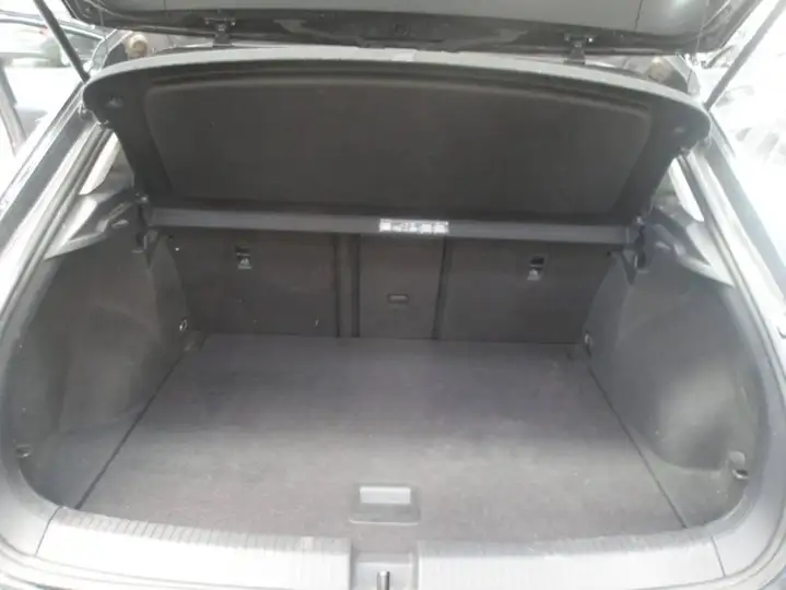 Volkswagen T-Roc 2.0 tdi 150cv dsg — foto 12