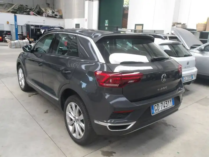 Volkswagen T-Roc 2.0 tdi 150cv dsg — foto 2