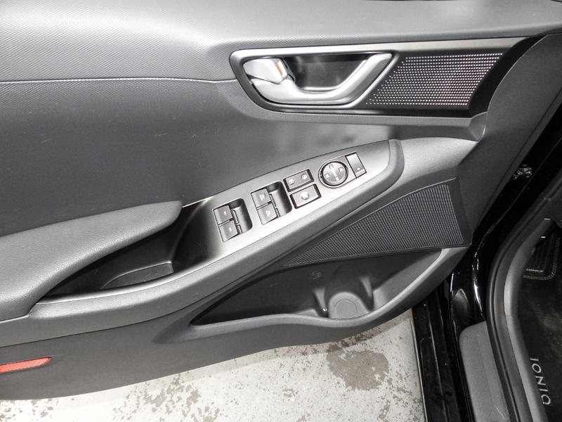 Hyundai IONIQ Hybrid  ACC Apple CarPlay Android Auto Mehrzonenkl — photo 13