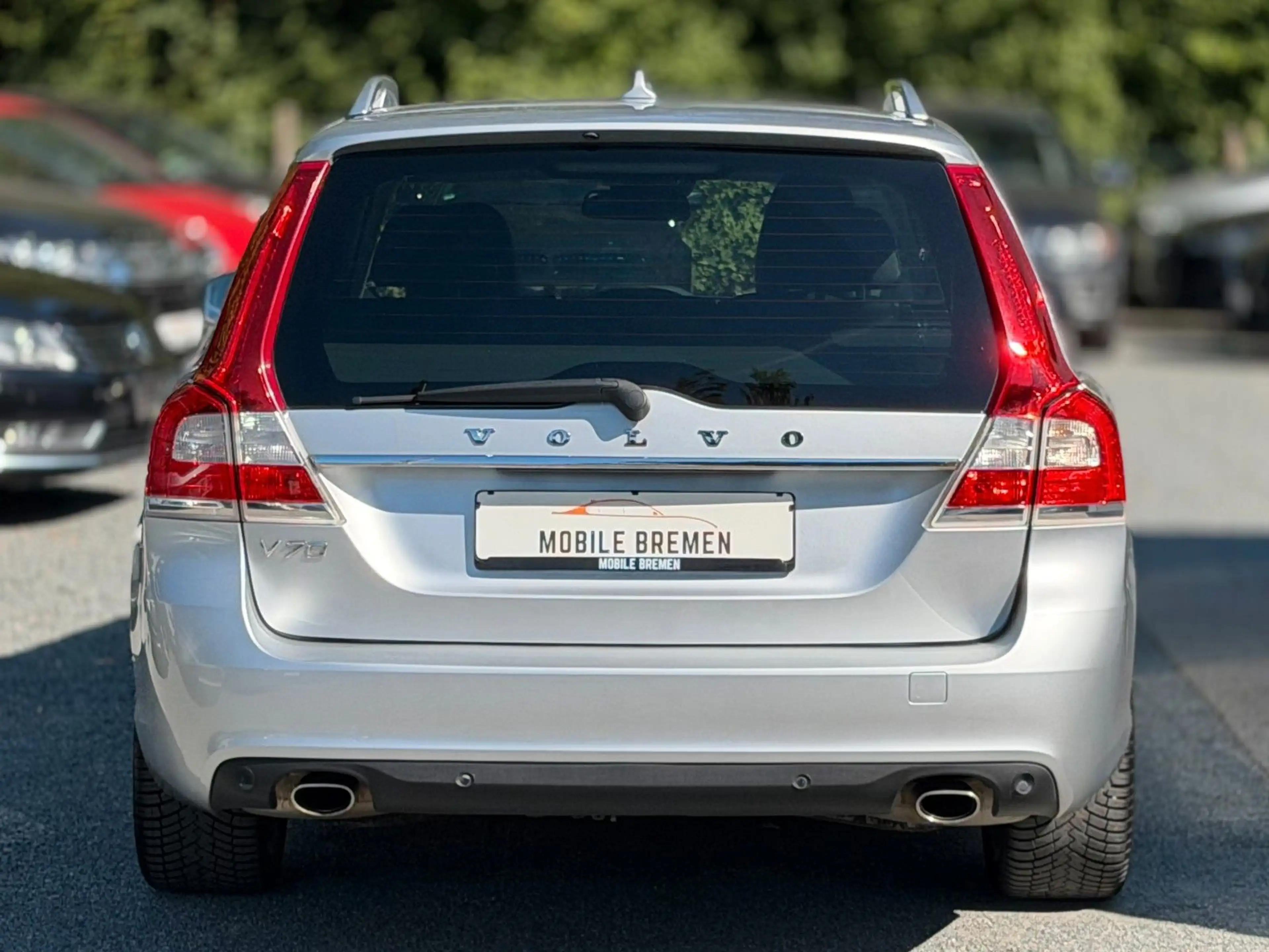 Volvo V70 D5 Summum POLESTAR*AHK*DUAL-XENON*SD — photo 4