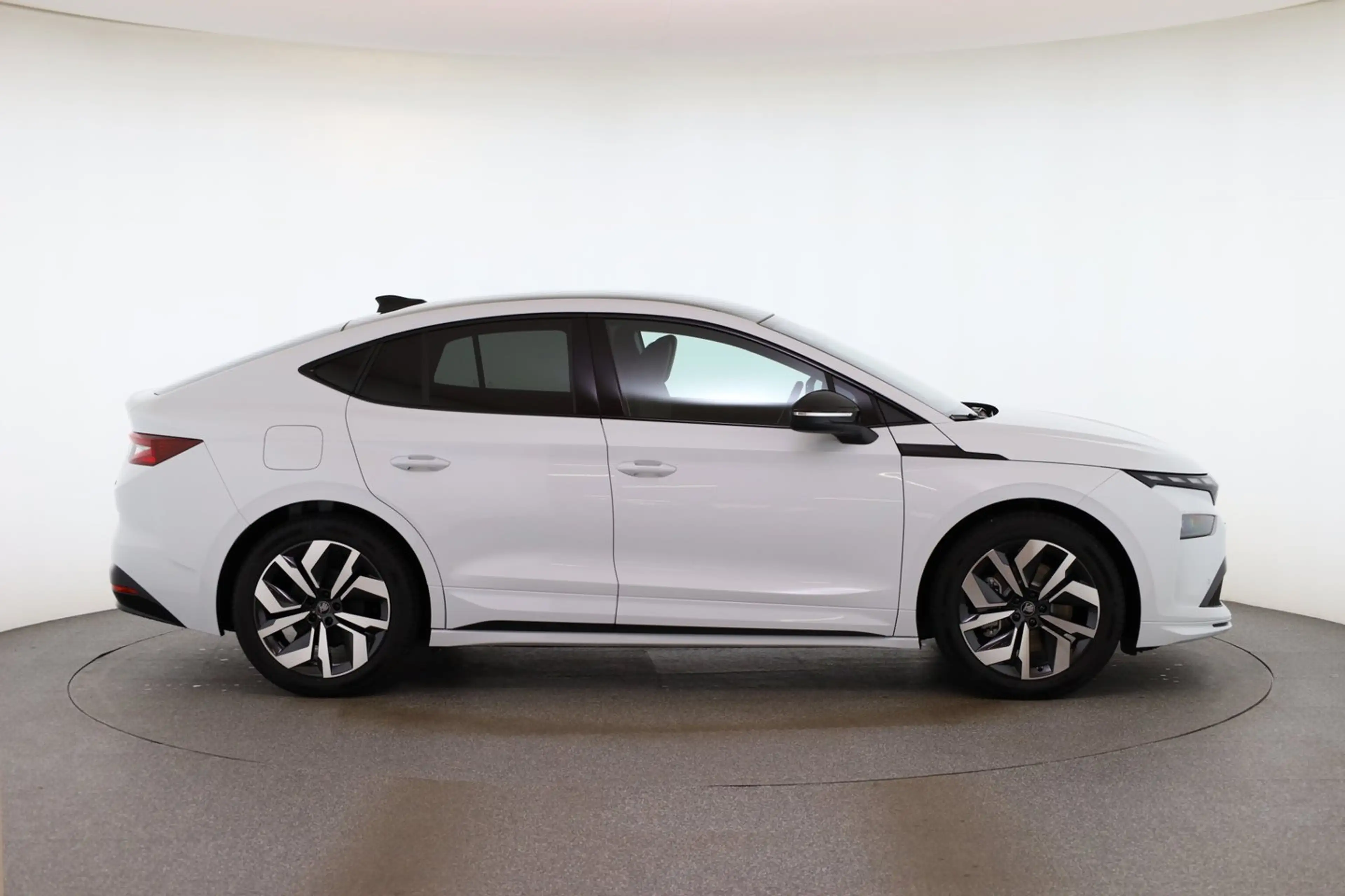 Skoda Enyaq Coupé Sportline 85x — photo 9