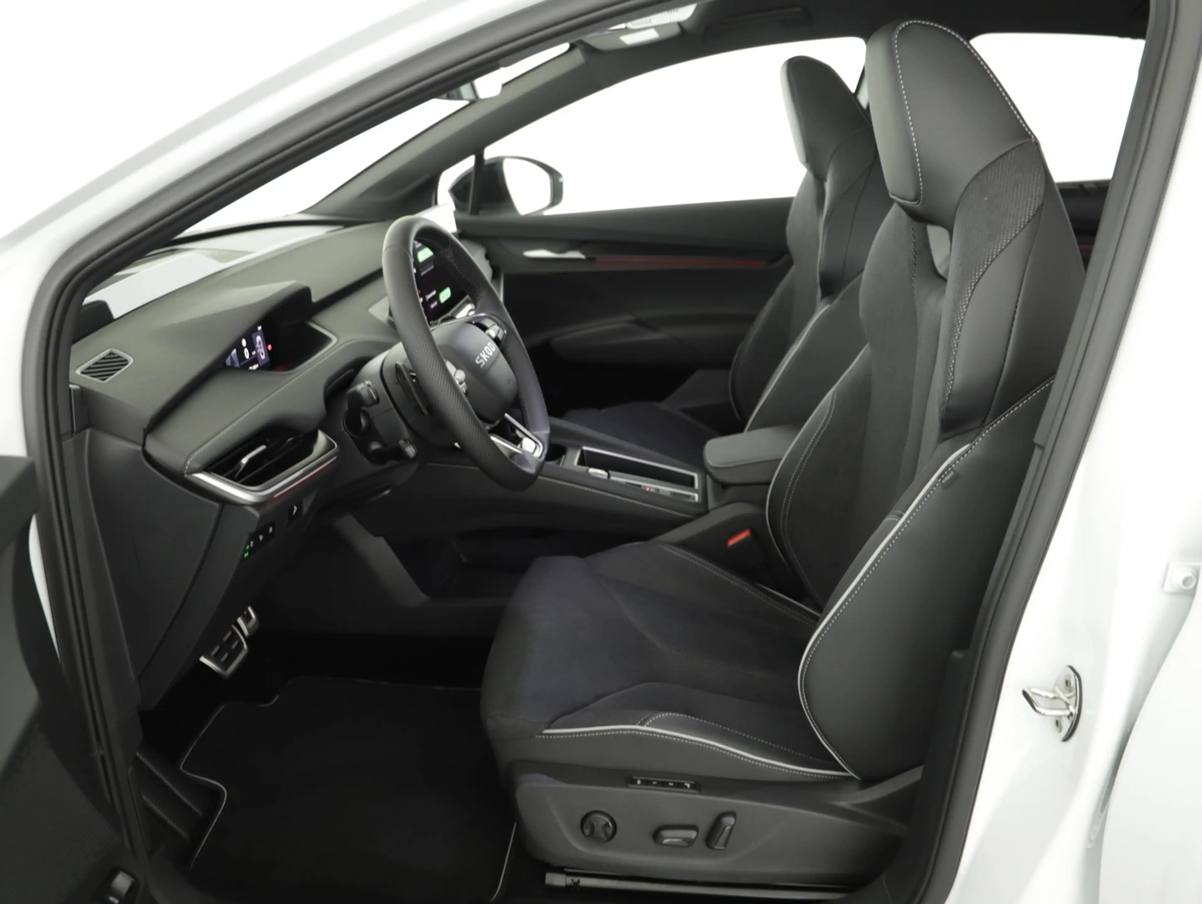 Skoda Enyaq Coupé Sportline 85x — photo 12
