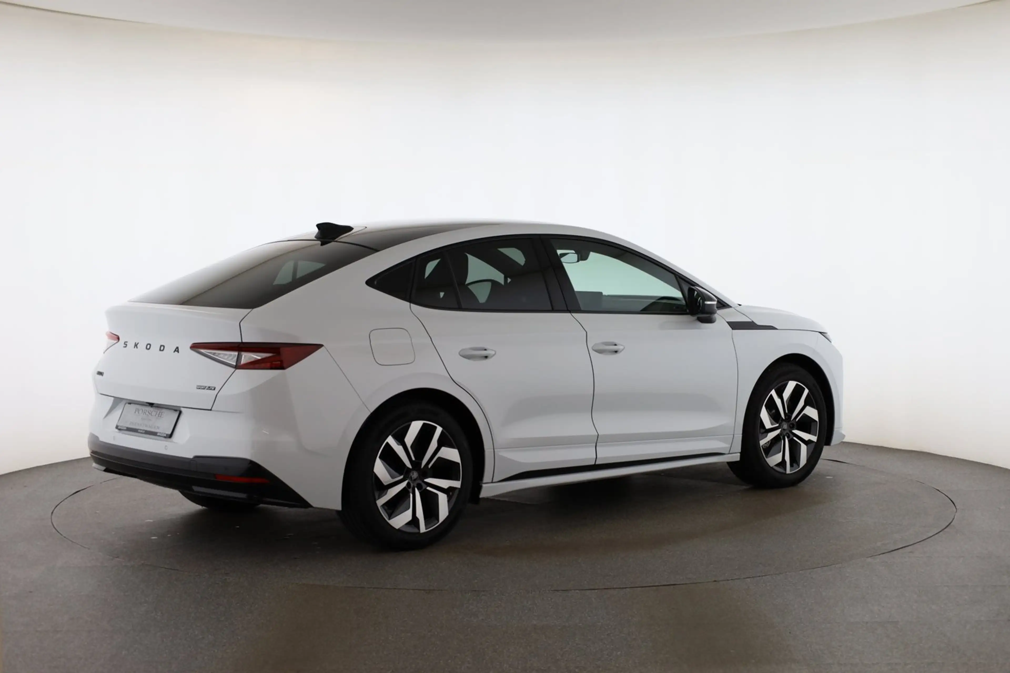 Skoda Enyaq Coupé Sportline 85x — photo 8