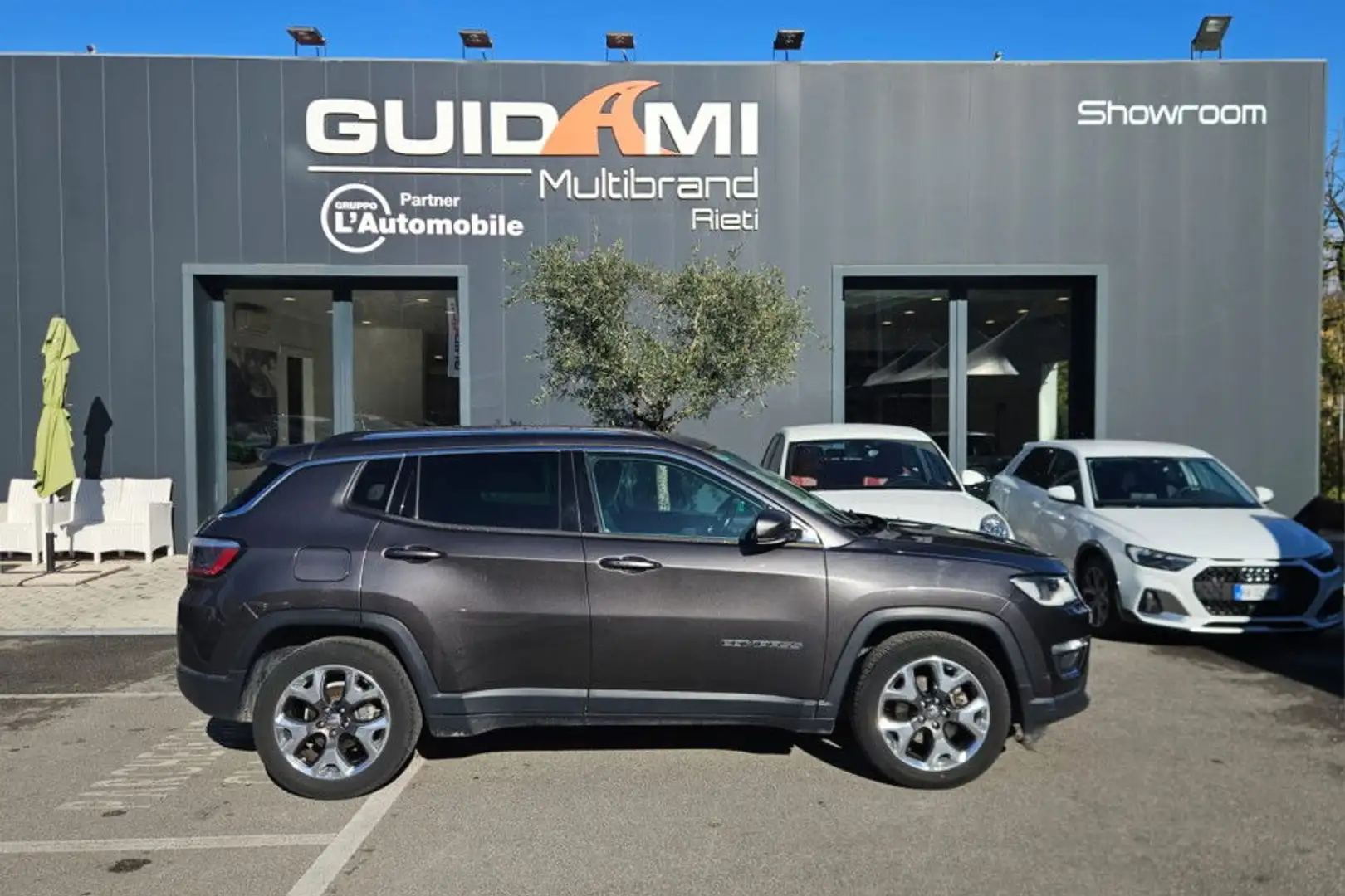 Jeep Compass Compass 1.6 mjt Limited 2wd 120cv my19 Grau - 1