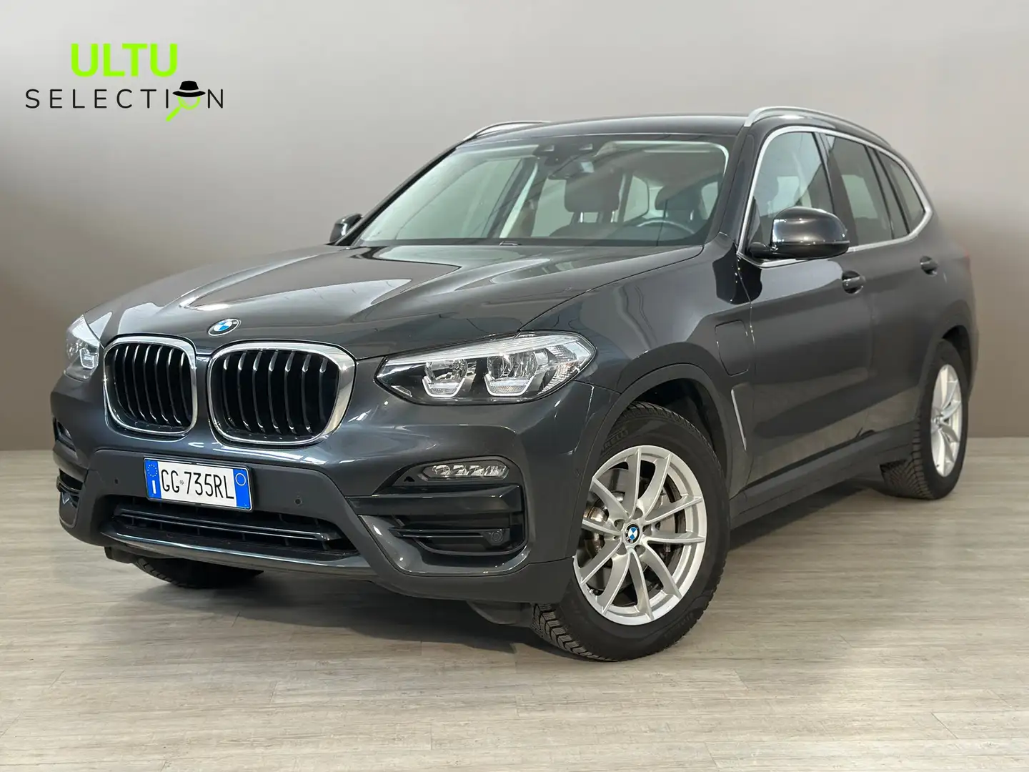 BMW X3 xDrive 30e Business Advantage auto Grey - 1