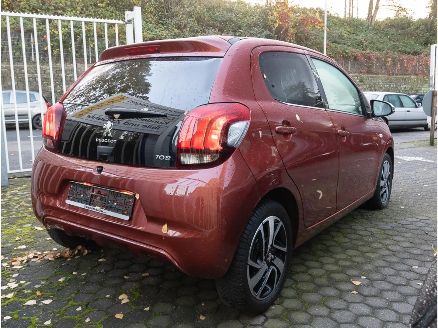 Peugeot 108 Top! Collection +eFH+DAB+SHZ+MET+eFALT+LM+BC+ Rot - 2