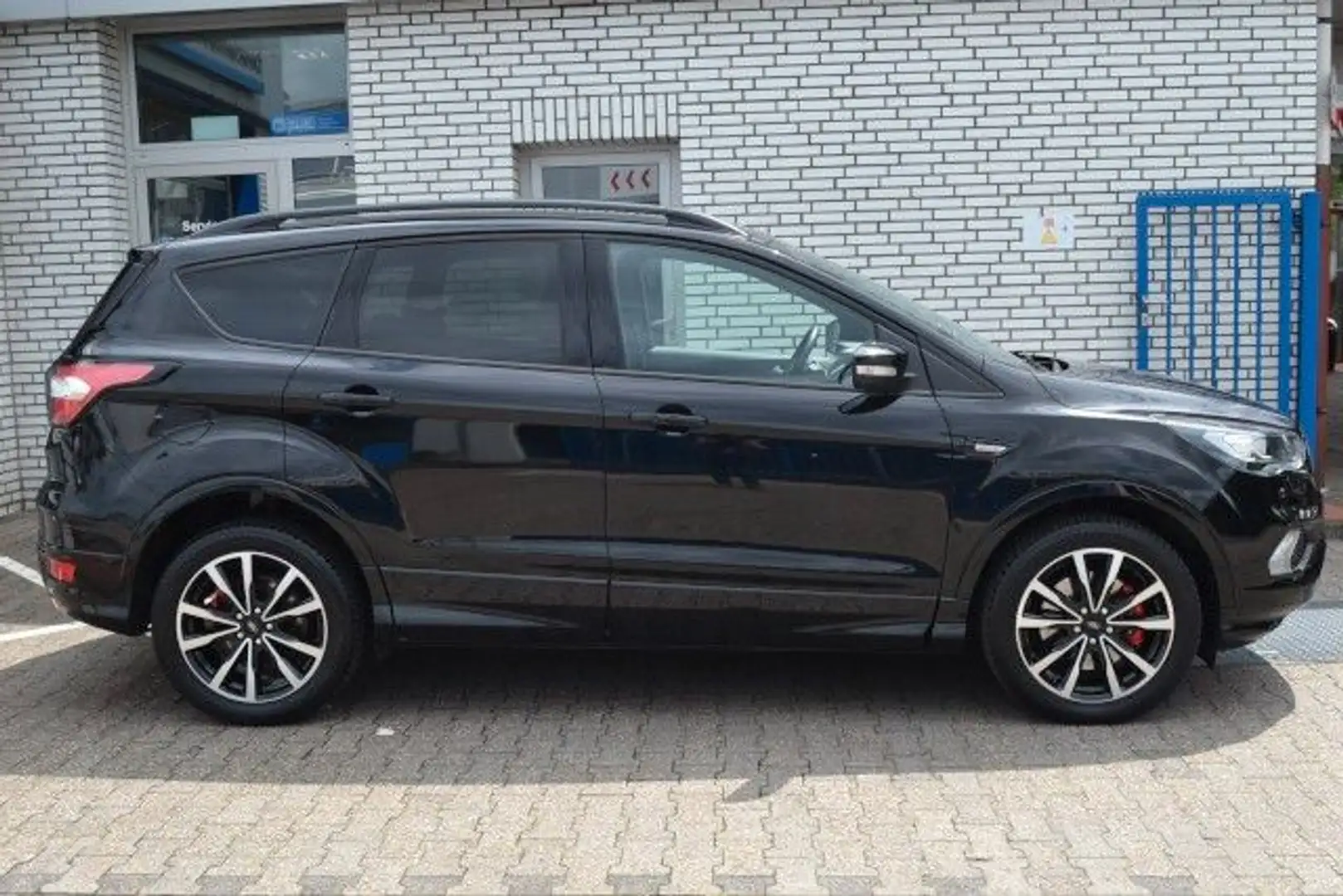 Ford Kuga ST-Line 4x4 Aut. Xenon AHK Noir - 2