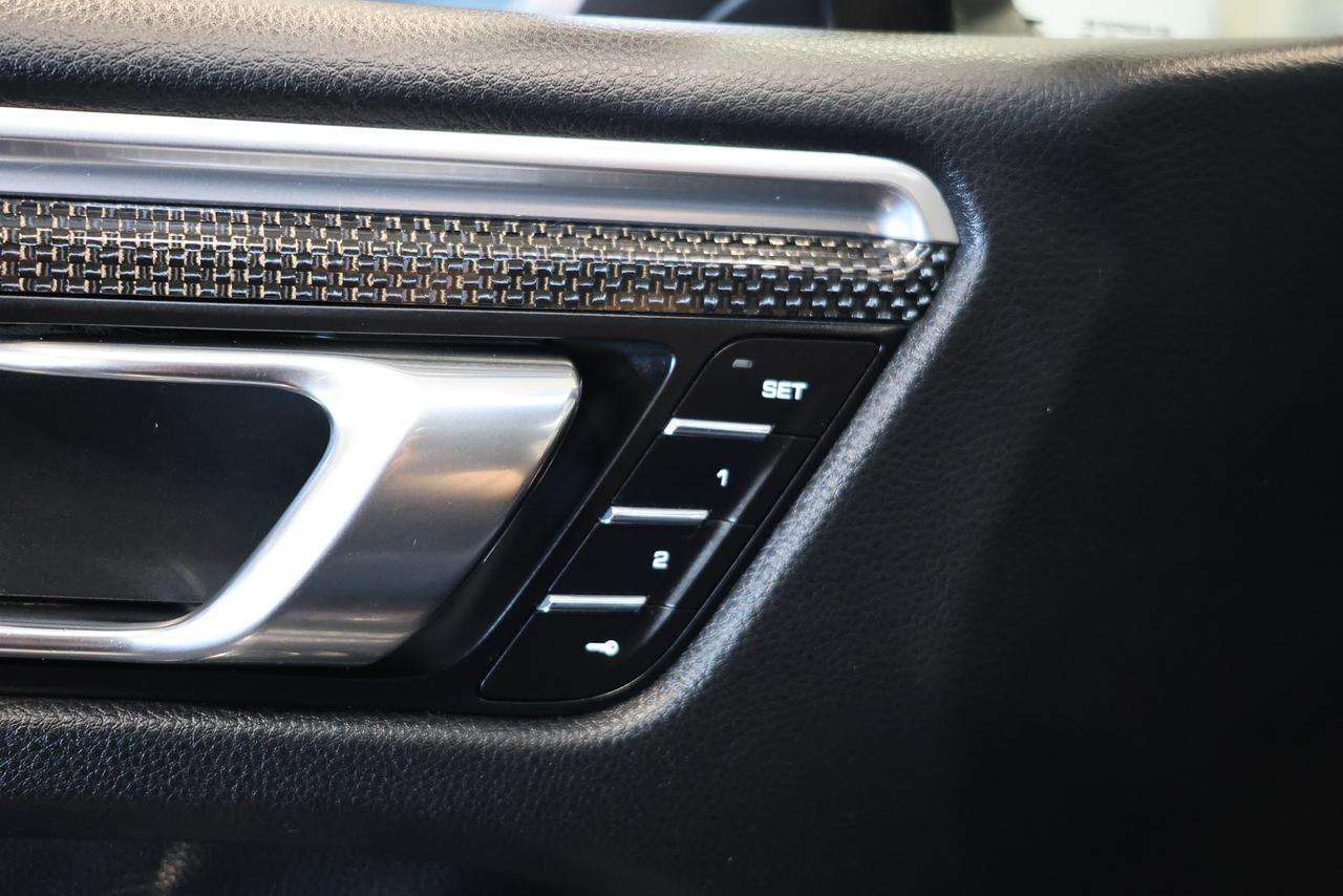 2017 Porsche Macan GTS - PANO|NAVI|CAMERA|SPORT.EXHAUST thumb 20