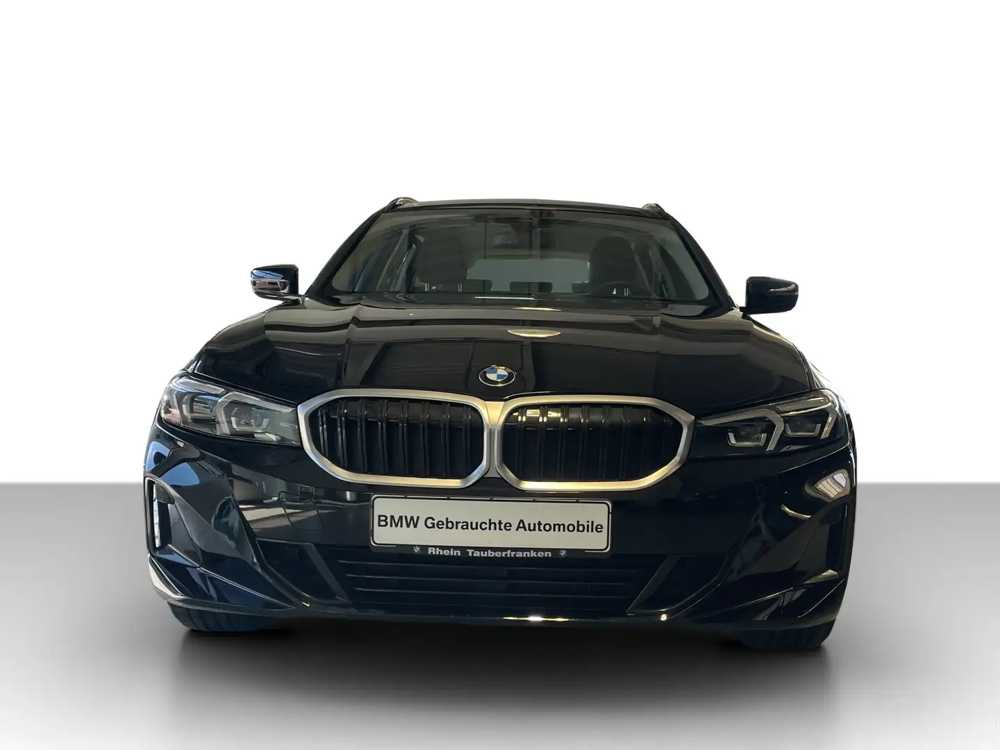 BMW 318 i Tour. NaviProf*Tempo*SHZ*PDC v+h* Schwarz - 2