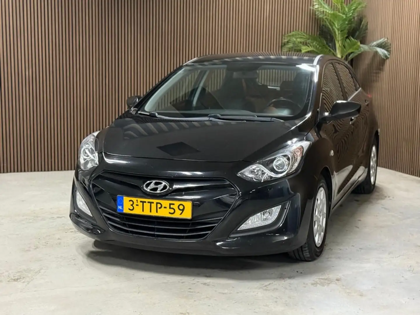 Hyundai i30 1.4i i-Drive Zwart - 2