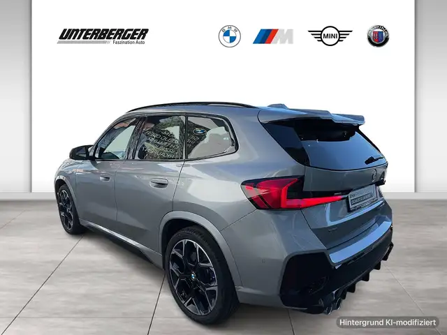 BMW X1 view 4