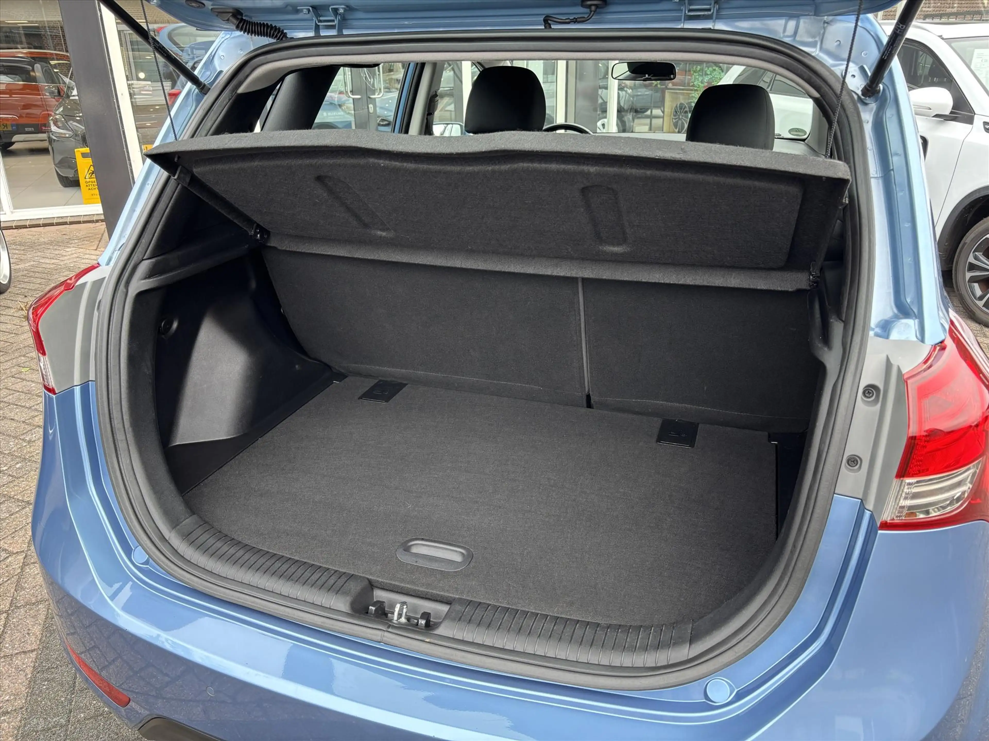 Hyundai iX20 1.4i blue 90pk i-Drive — photo 19