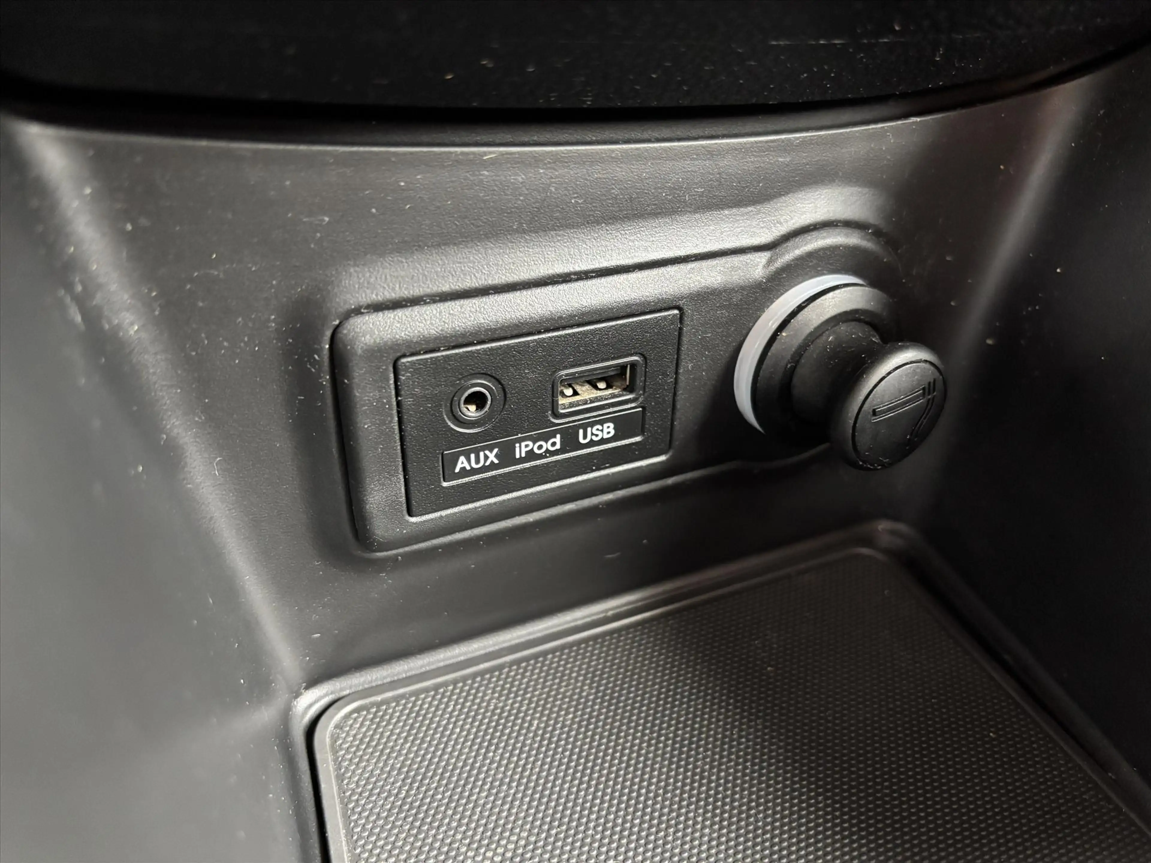 Hyundai iX20 1.4i blue 90pk i-Drive — photo 24