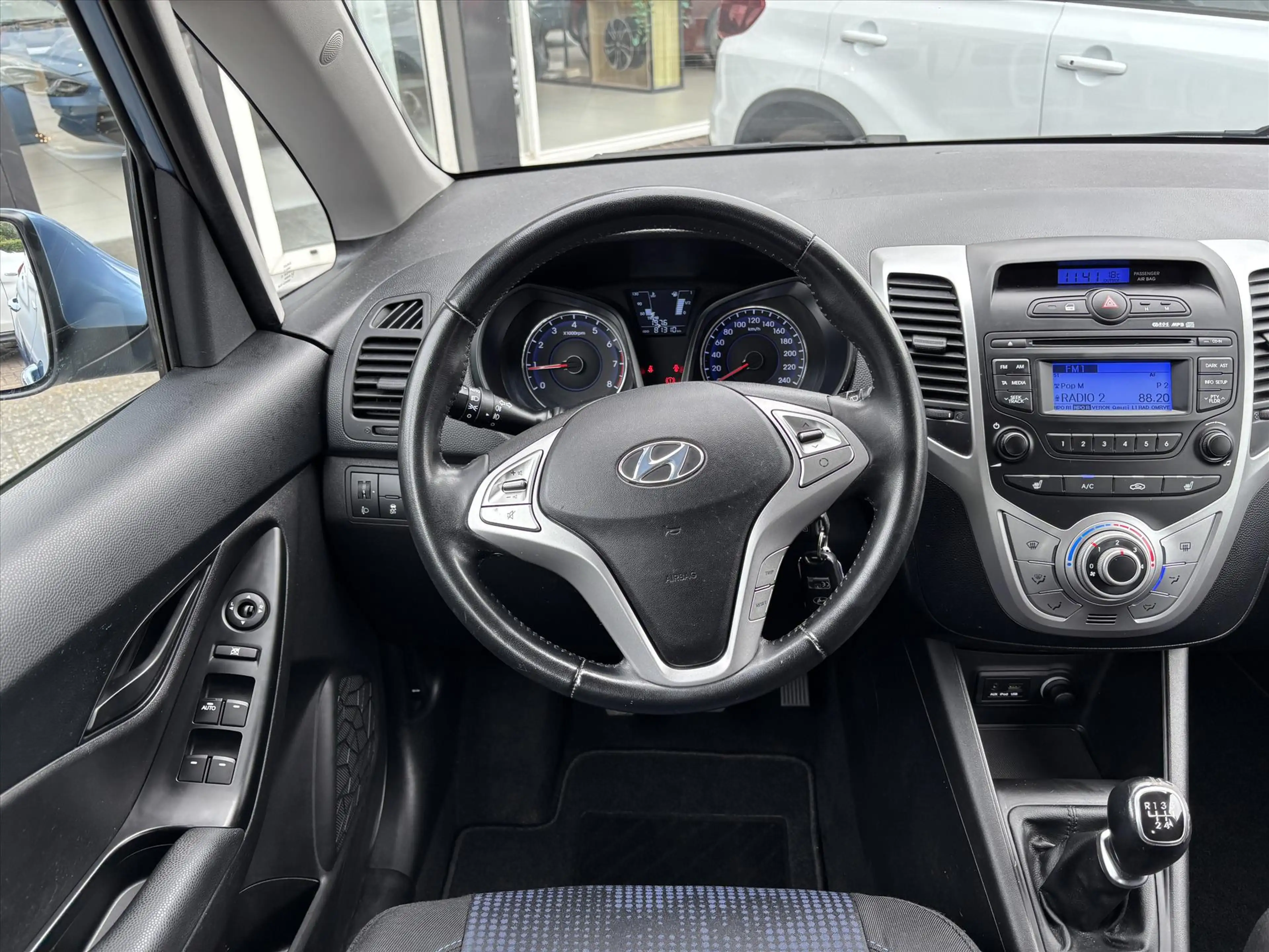 Hyundai iX20 1.4i blue 90pk i-Drive — photo 16