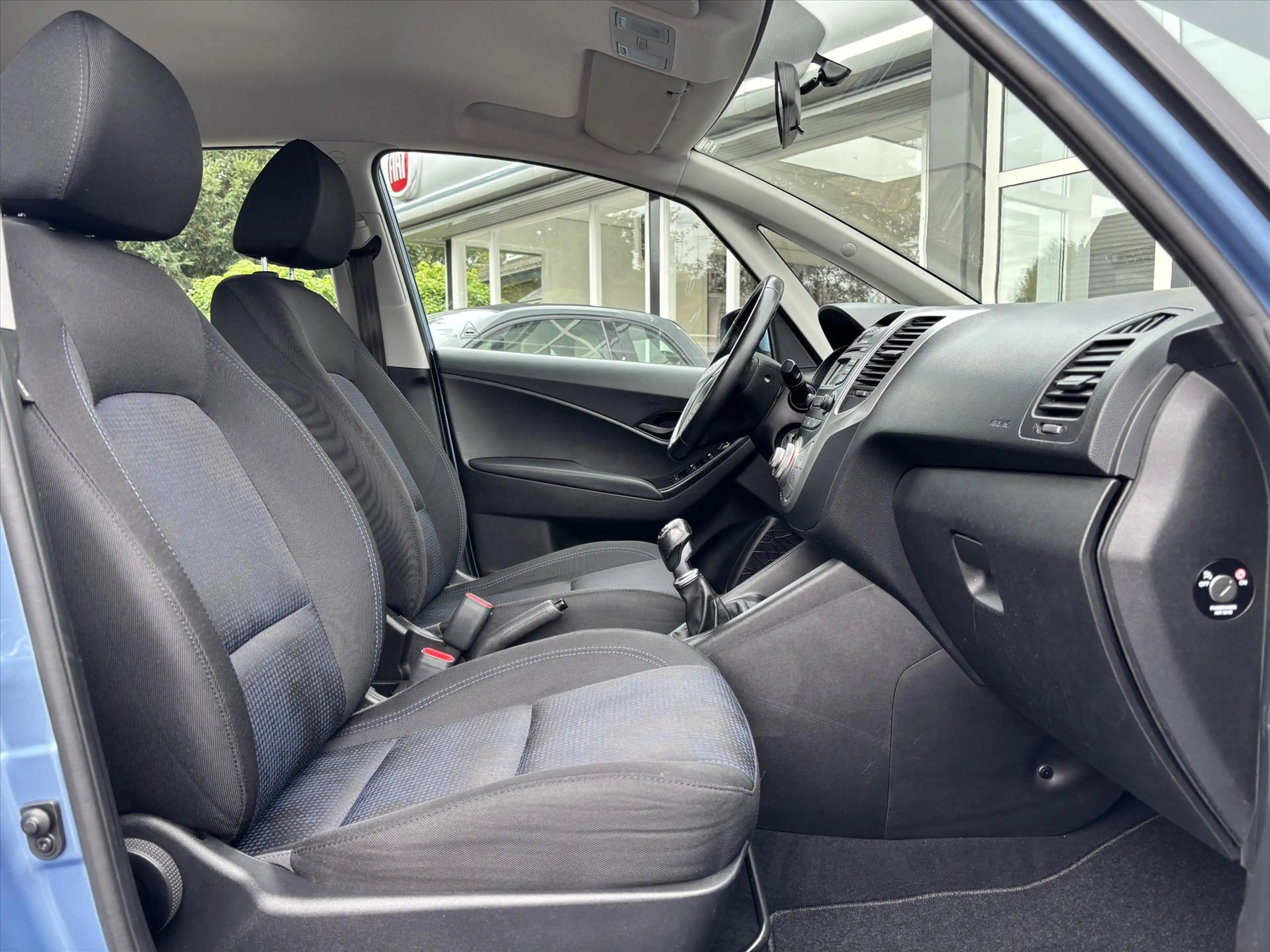 Hyundai iX20 1.4i blue 90pk i-Drive — photo 13