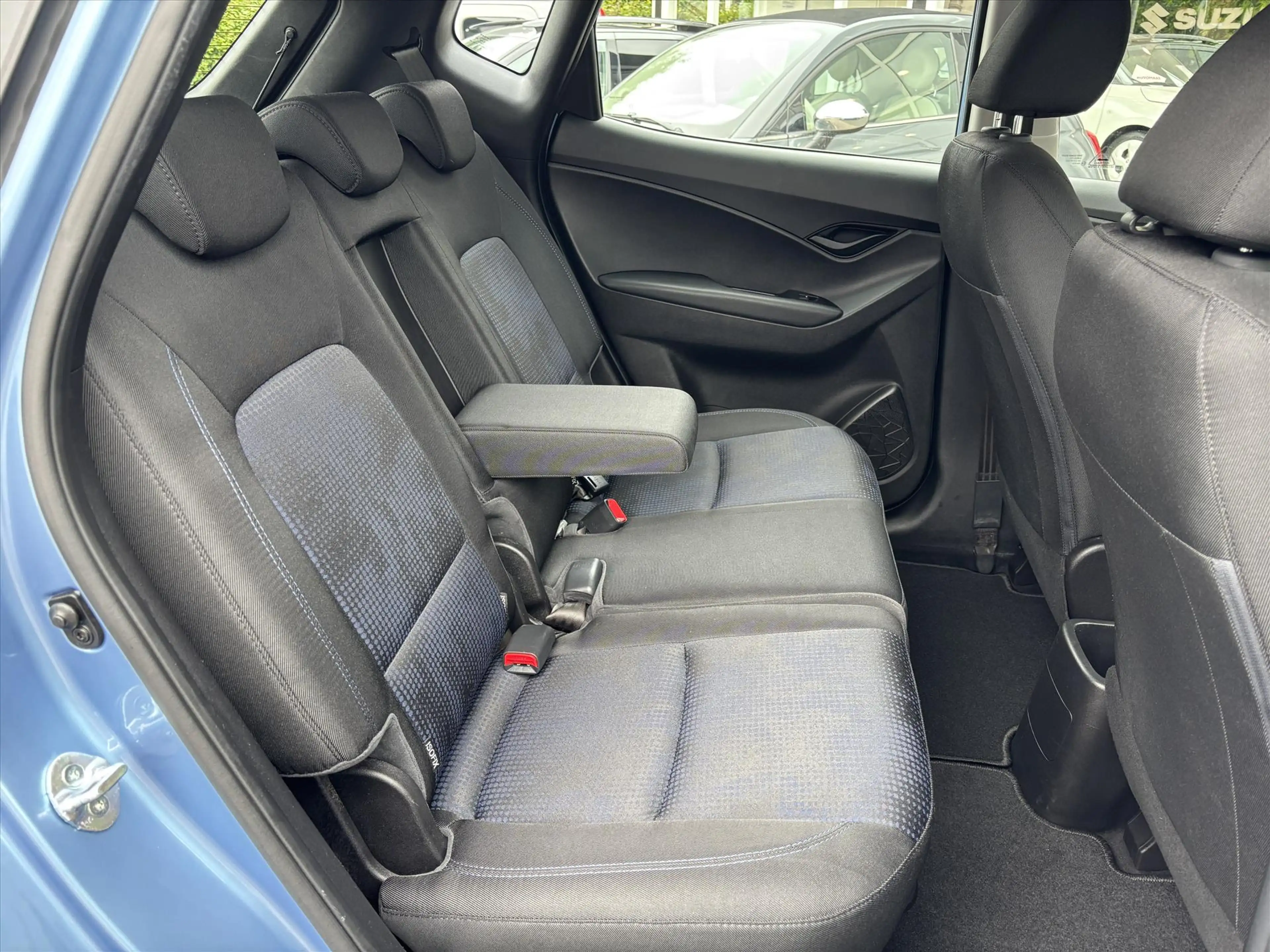 Hyundai iX20 1.4i blue 90pk i-Drive — photo 18