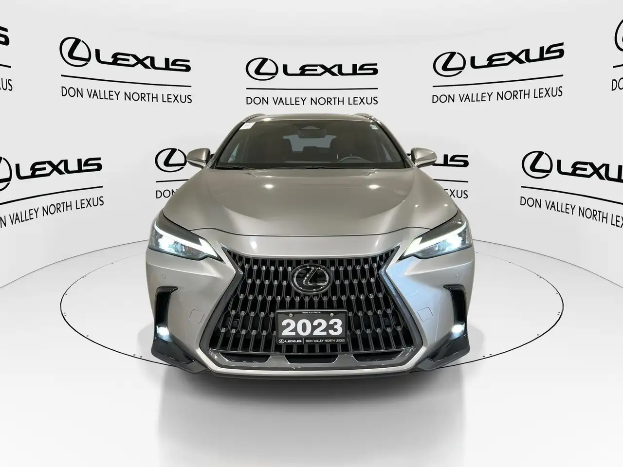 Lexus NX fotografie Lexus NX