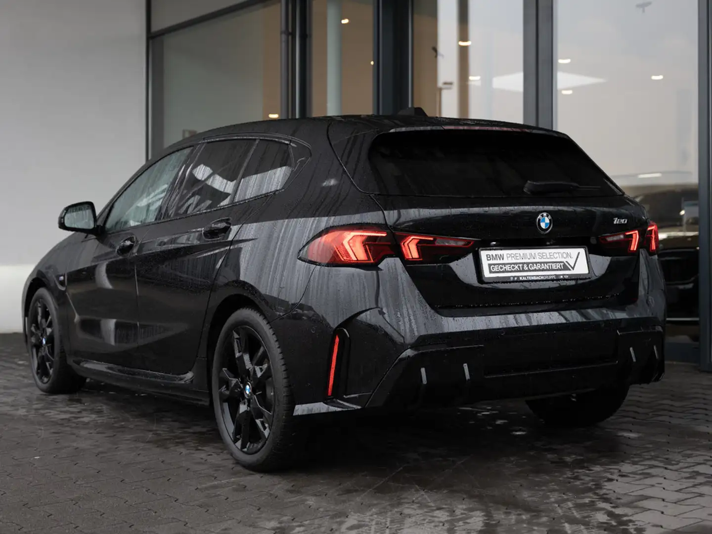 BMW 120 i M-Sport 360° LED HUD ACC NAVI H/K KAMERA Schwarz - 2