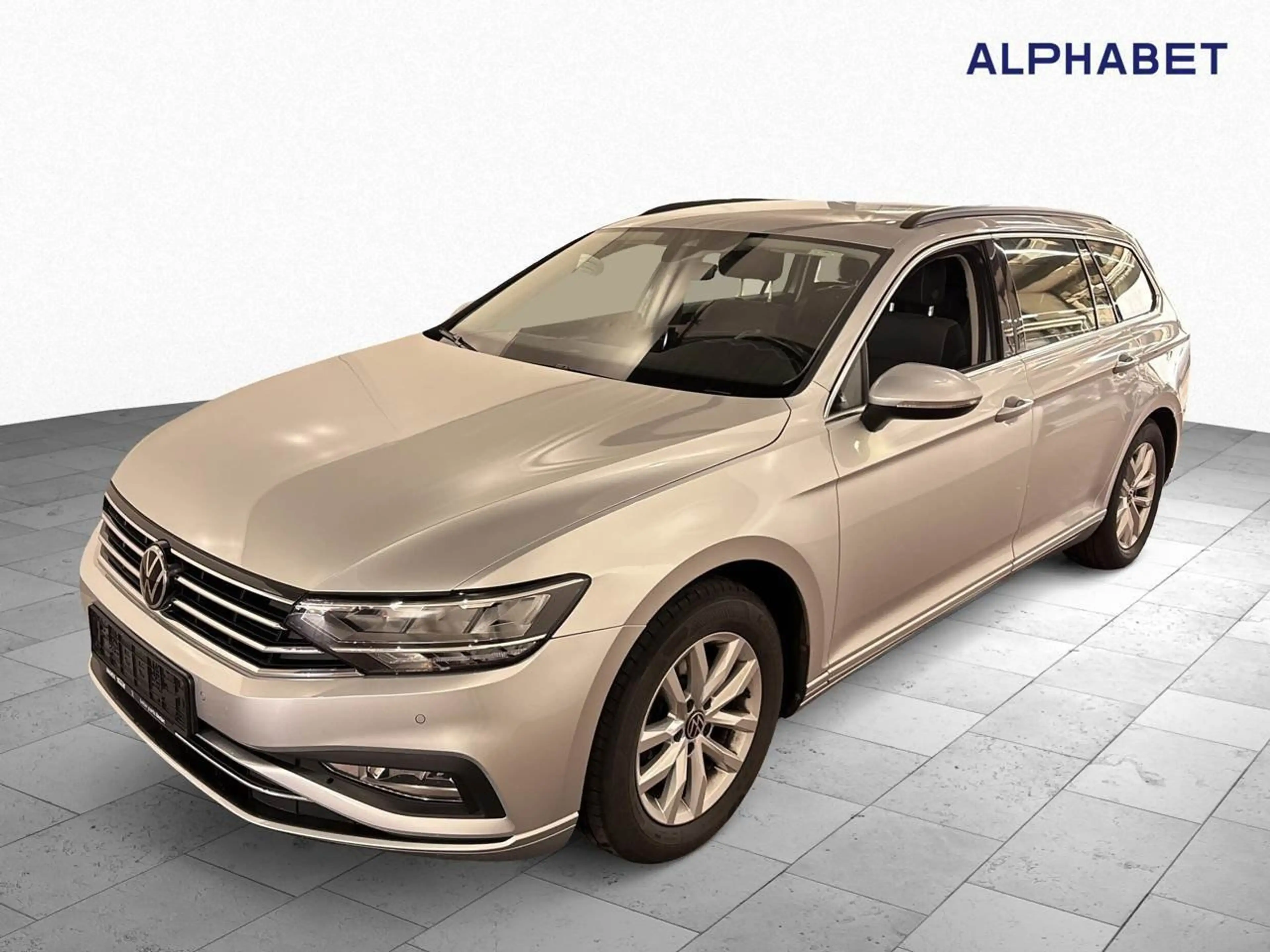 Volkswagen Passat Variant 2.0 TDI BMT Business ACC LED Lane — photo 2