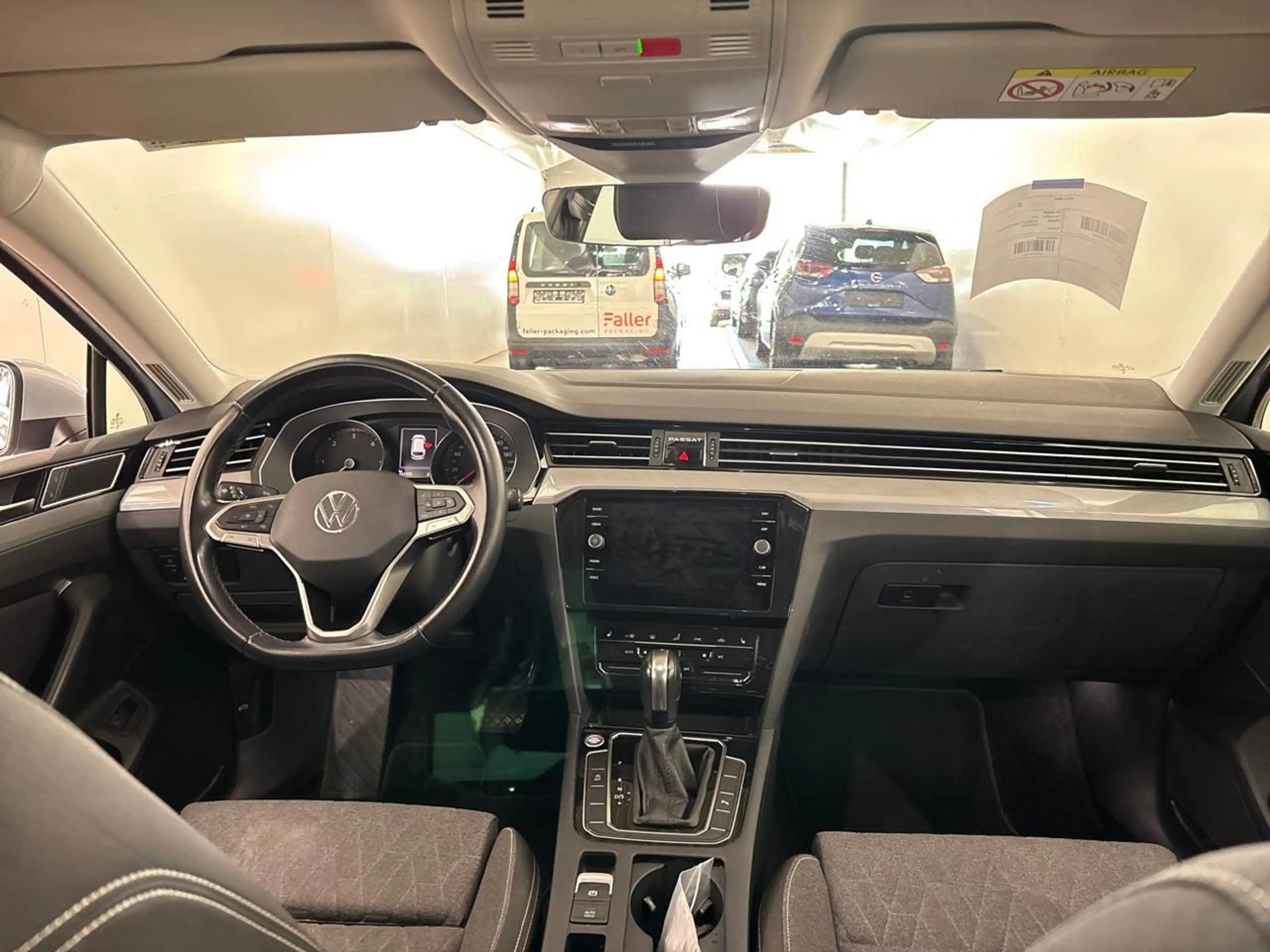 Volkswagen Passat Variant 2.0 TDI BMT Business ACC LED Lane — photo 7