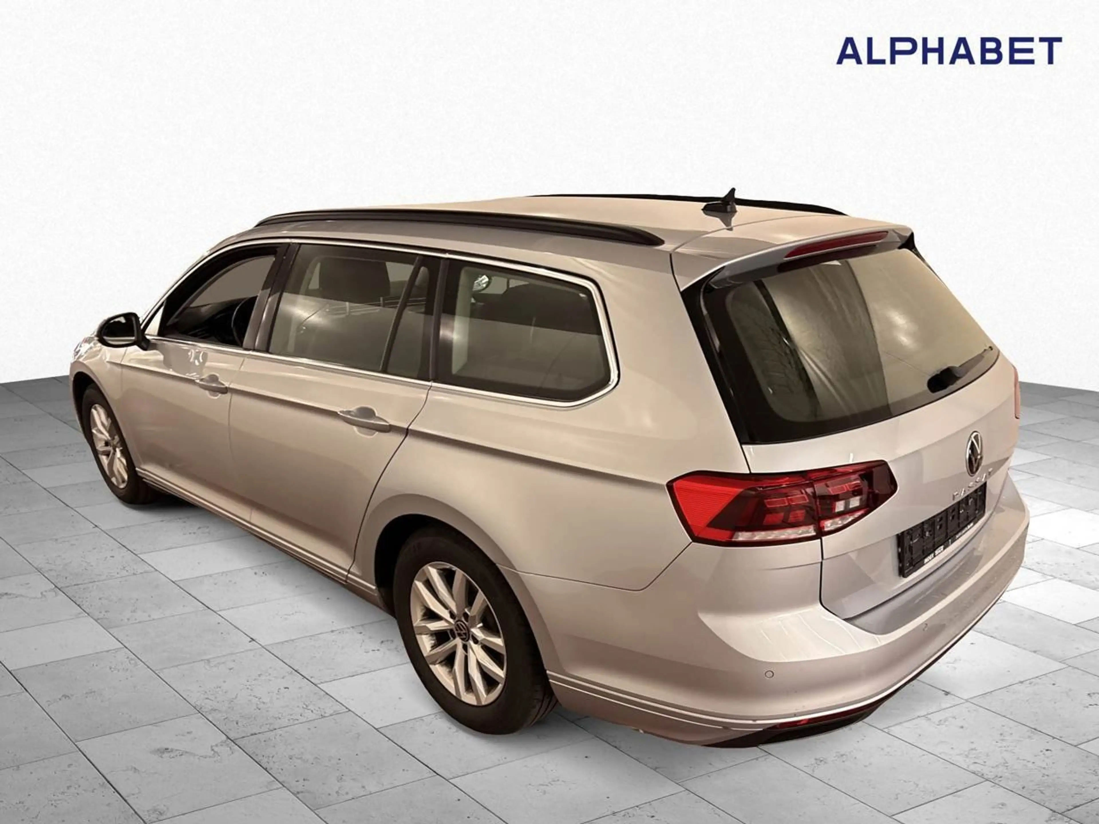 Volkswagen Passat Variant 2.0 TDI BMT Business ACC LED Lane — photo 9