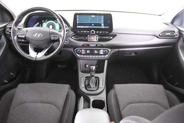 Hyundai i30 Kombi 1.5 T GDI *1.Hand*Navi*Kamera*