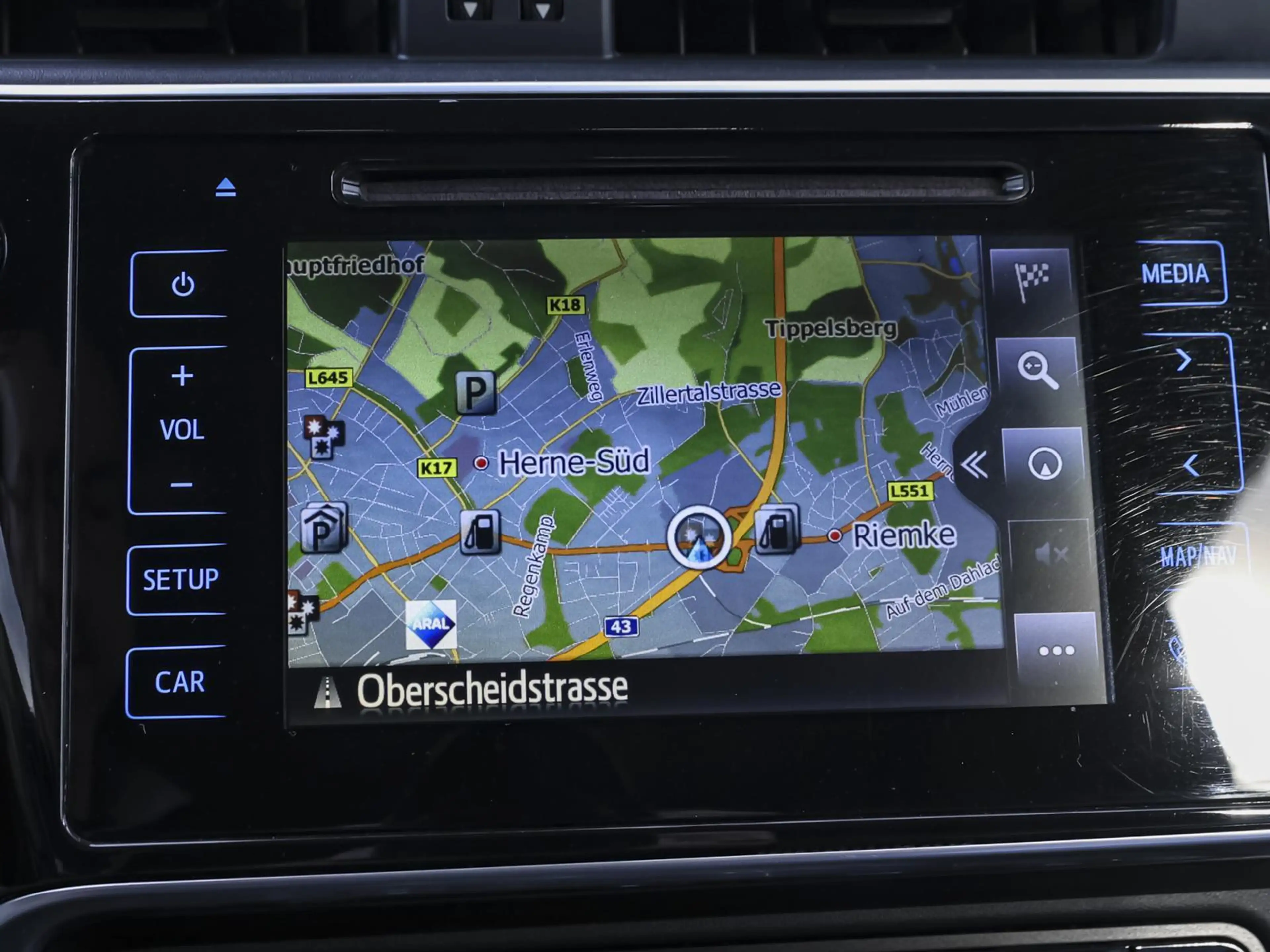 Toyota Auris Auris 1.8 Hyb. Edition S+ SHZ PDC KLIMA LM-Felgen BT ZV SERVO AUX — photo 6