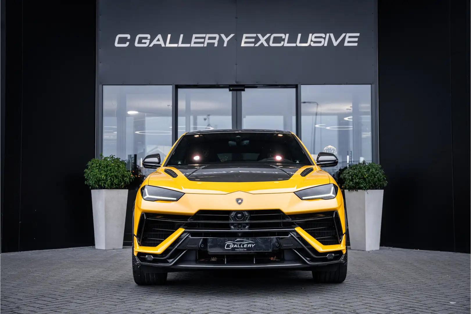 Lamborghini Urus 4.0 V8 Performante - Full Carbon | Full PPF | Akra Geel - 2