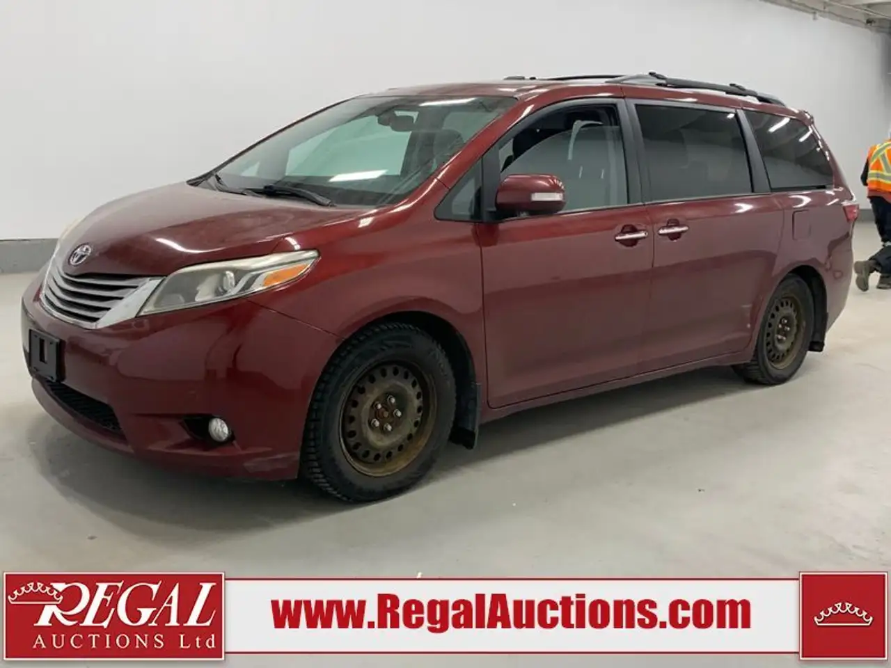 Toyota Sienna снимка Toyota Sienna