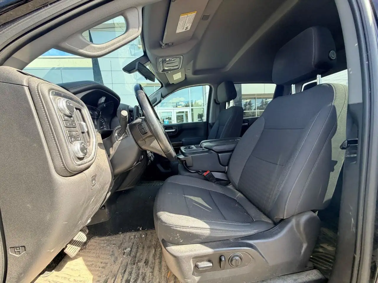 GMC Sierra 1500 снимка GMC Sierra 1500
