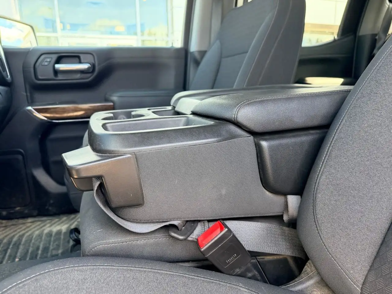 GMC Sierra 1500 снимка GMC Sierra 1500