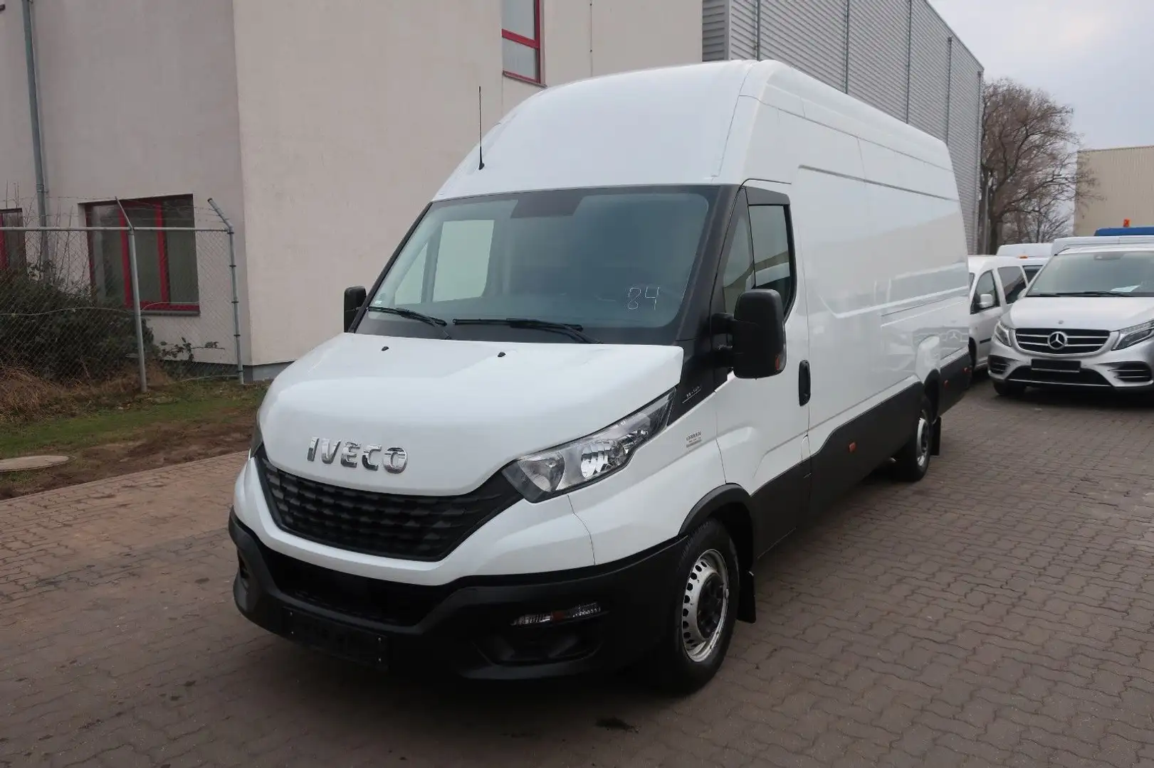 Iveco Daily Kasten 35 S 14 V Radstand 4100 Klima Белый - 2