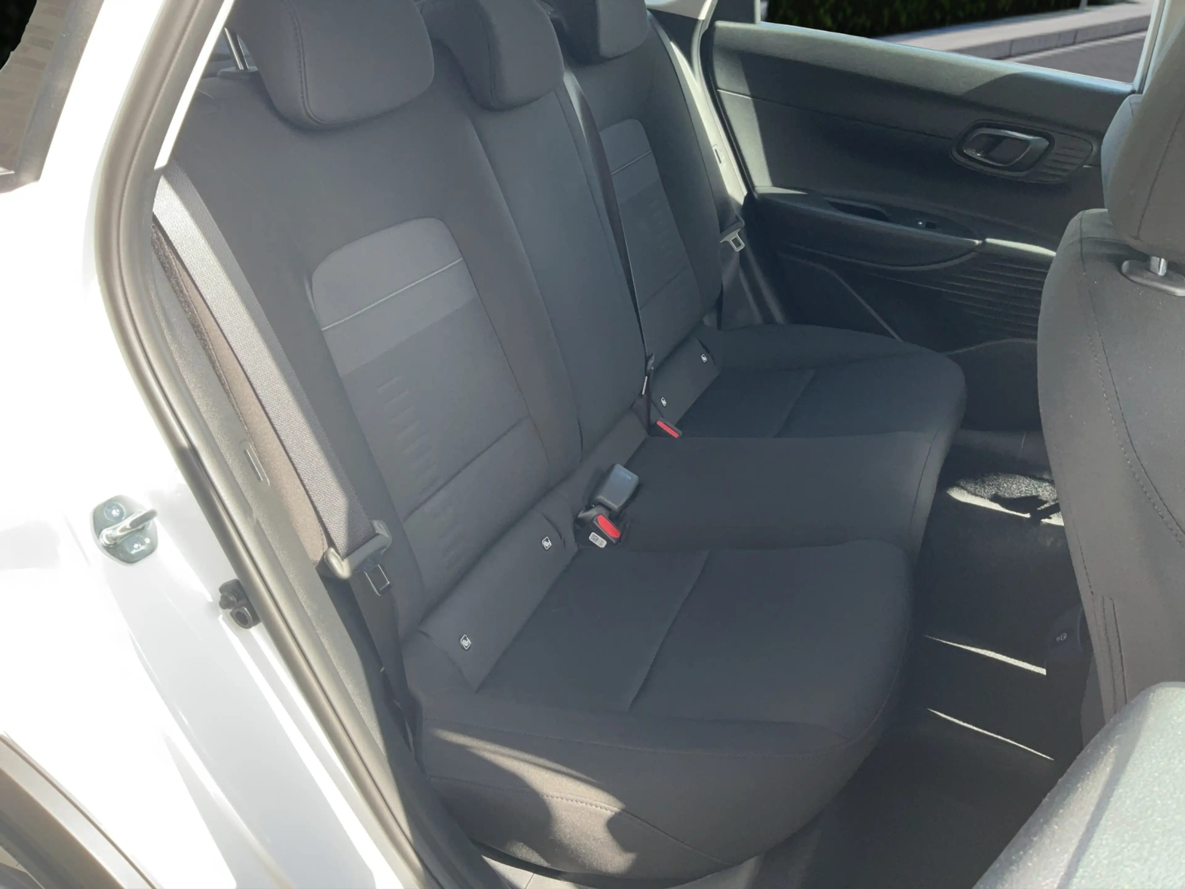 Hyundai BAYON 1.0 T-GDI DCT Trend NAVI/LED — photo 9