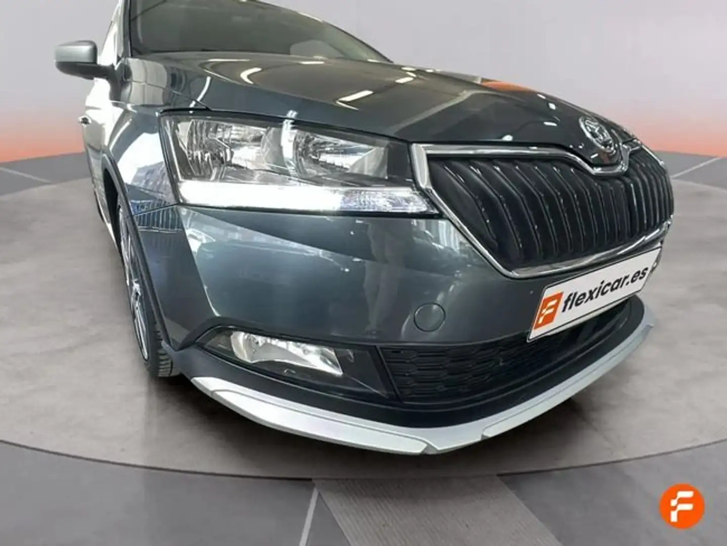 Skoda Fabia 1.0 MPI Ambition 44kW Gris - 2