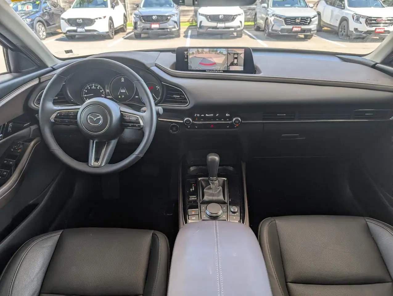 Mazda CX-30 photo Mazda CX-30