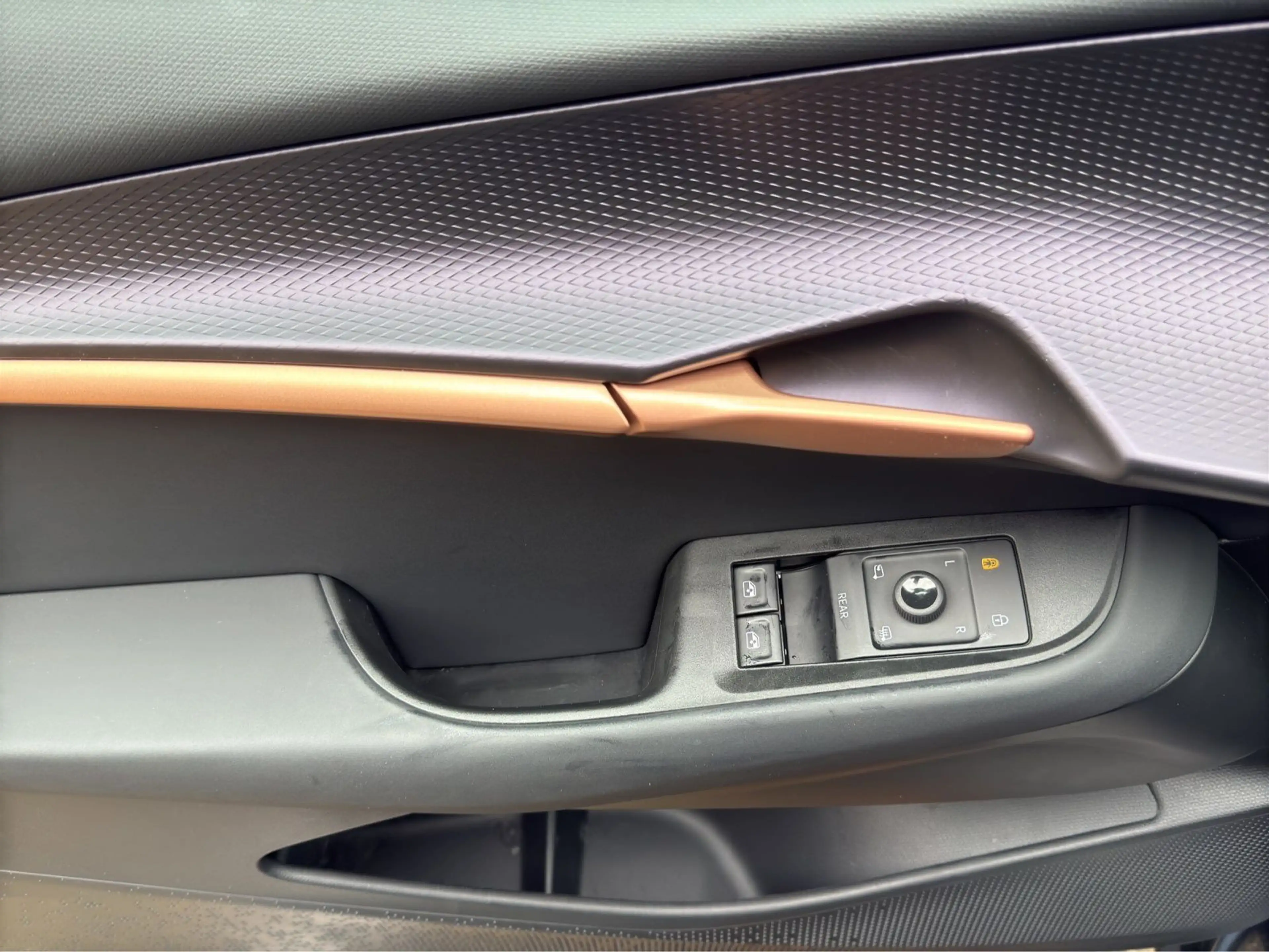 CUPRA Tavascan Endurance SIDE-ASSIST W-PUMPE MATRIX PA — photo 8