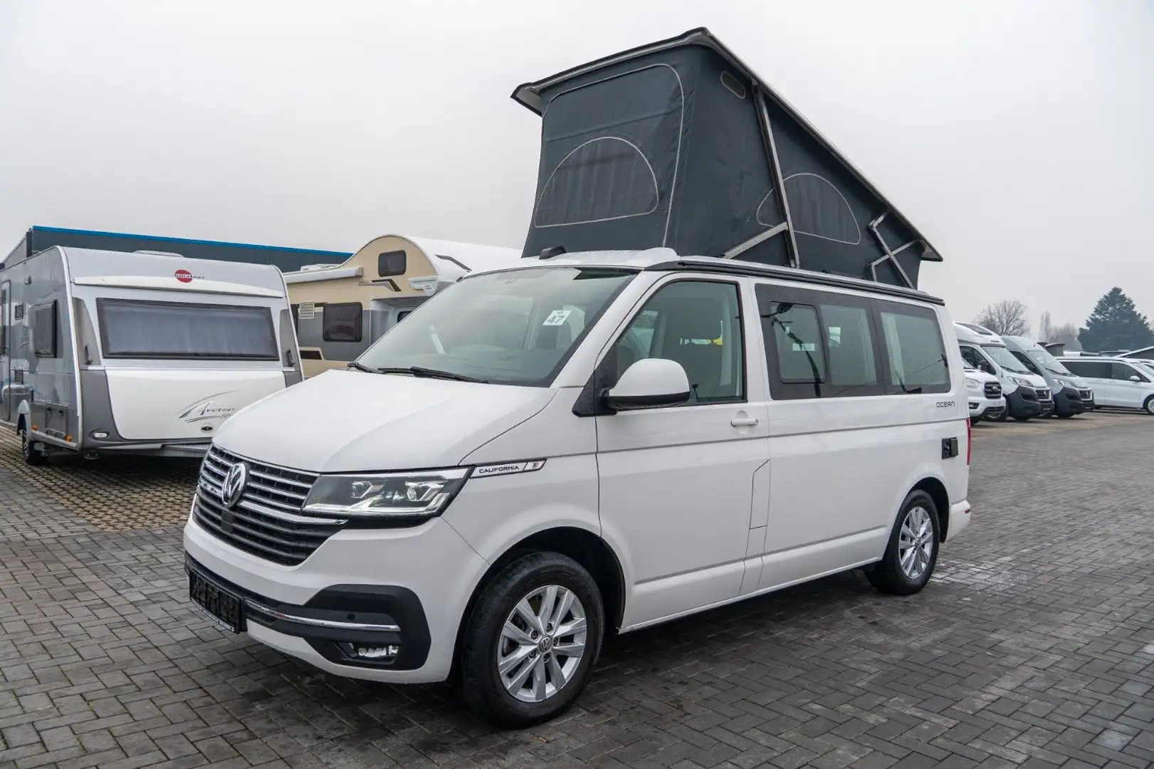 Volkswagen T6 California T6.1 California Ocean *Automatik*150PS*Küche*LED Weiß - 2