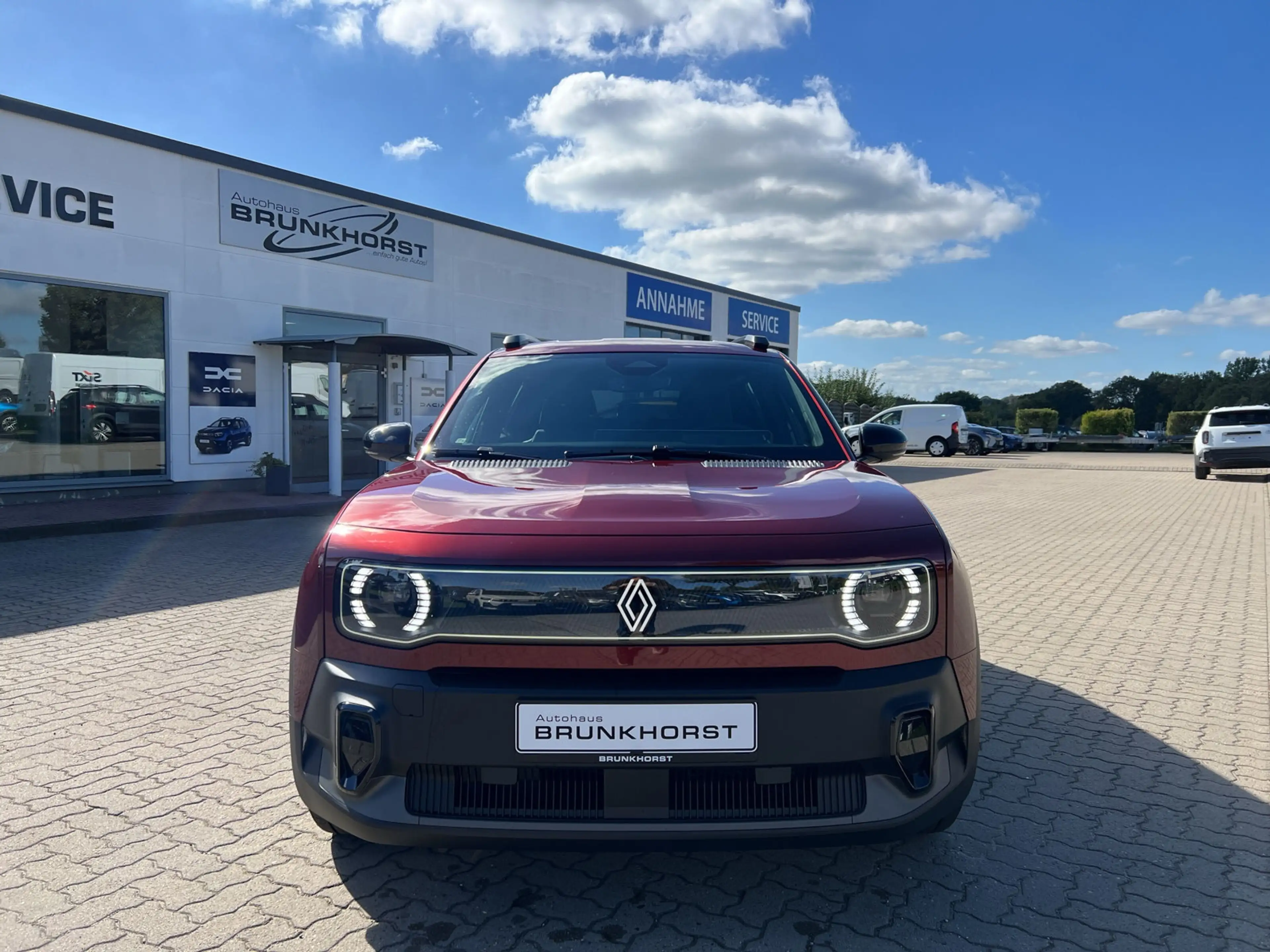 Renault R 4 E-Tech 150 Comfort Range Techno SHZ+Google built-I — photo 3