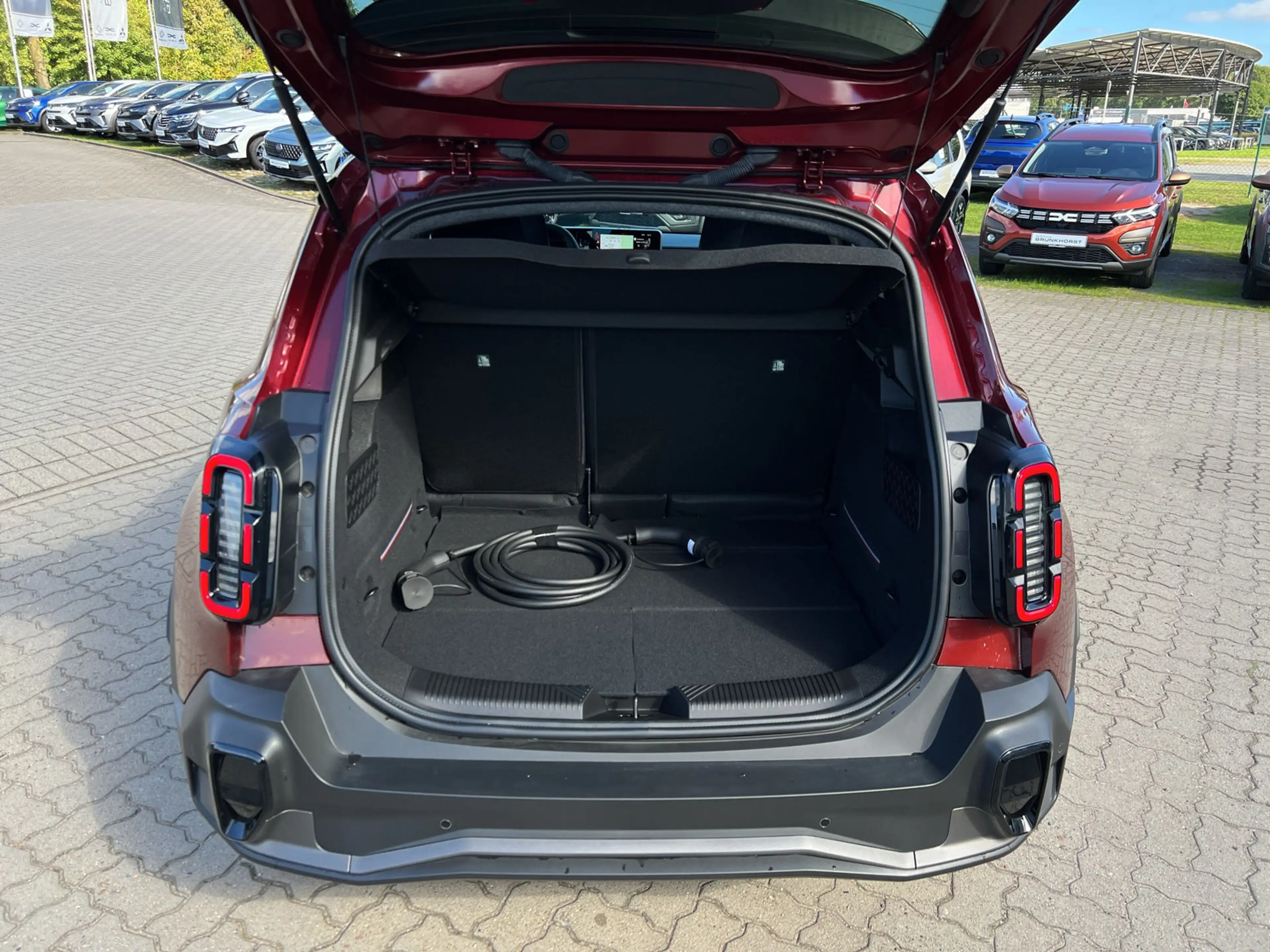 Renault R 4 E-Tech 150 Comfort Range Techno SHZ+Google built-I — photo 15