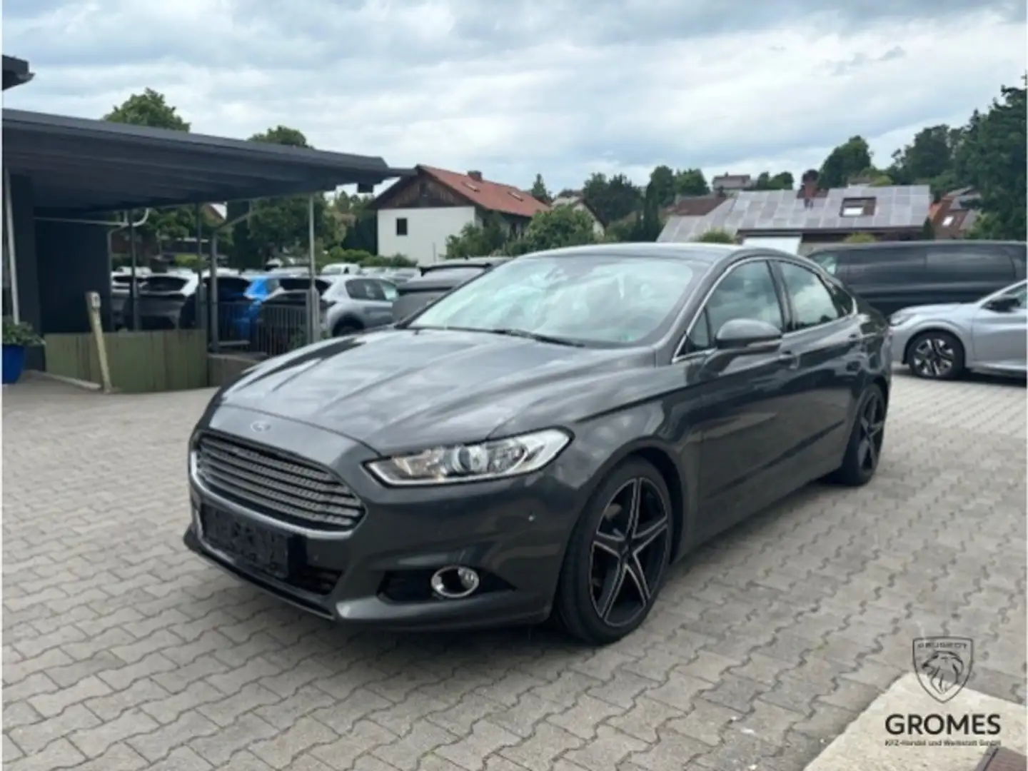 Ford Mondeo Titanium 1.5 EcoBoost Navi Mehrzonenklima SHZ hint Grau - 1