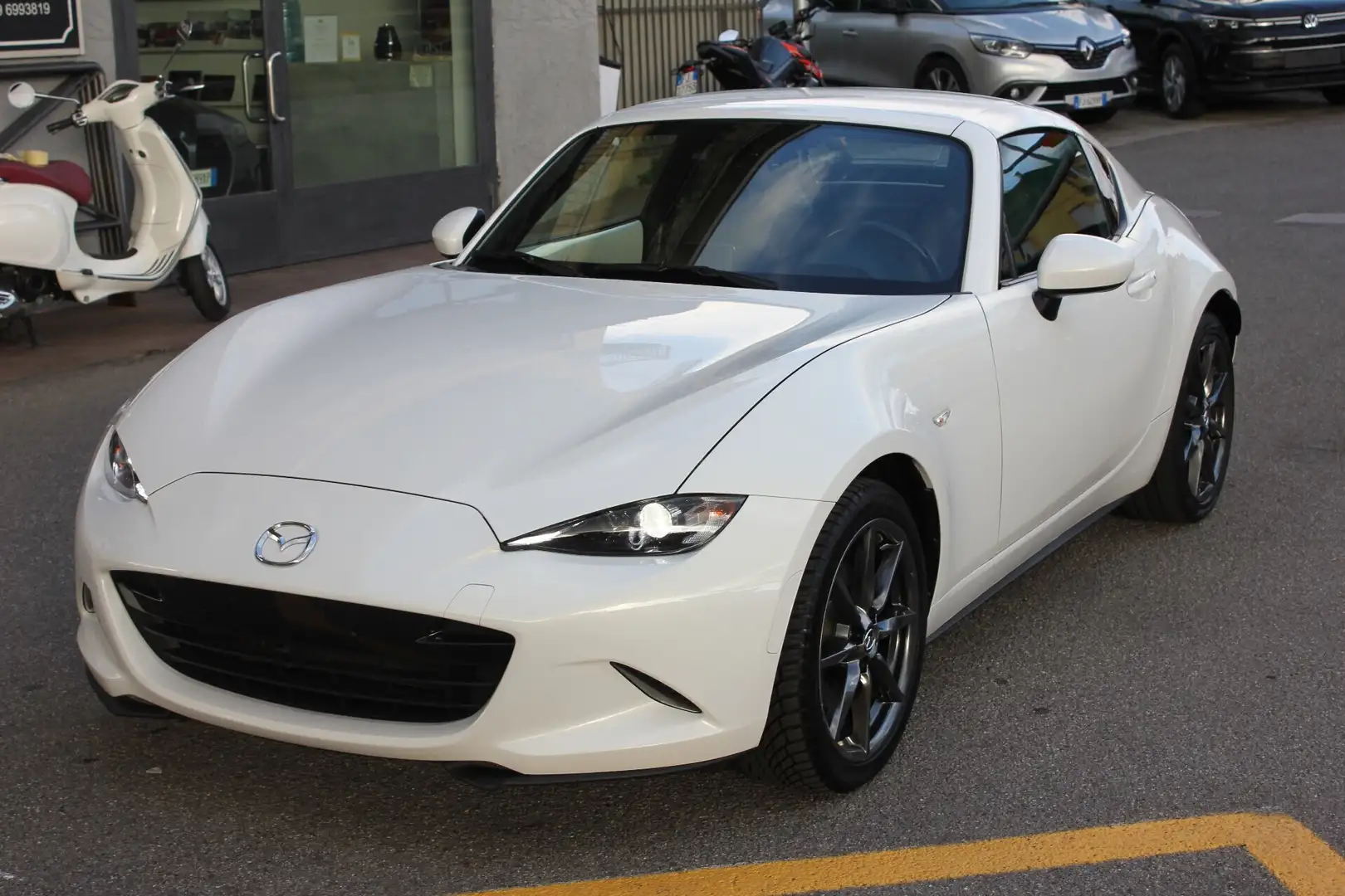 Mazda MX-5 RF 2.0L 160CV AUTO NAVY SENSORI Blanc - 2