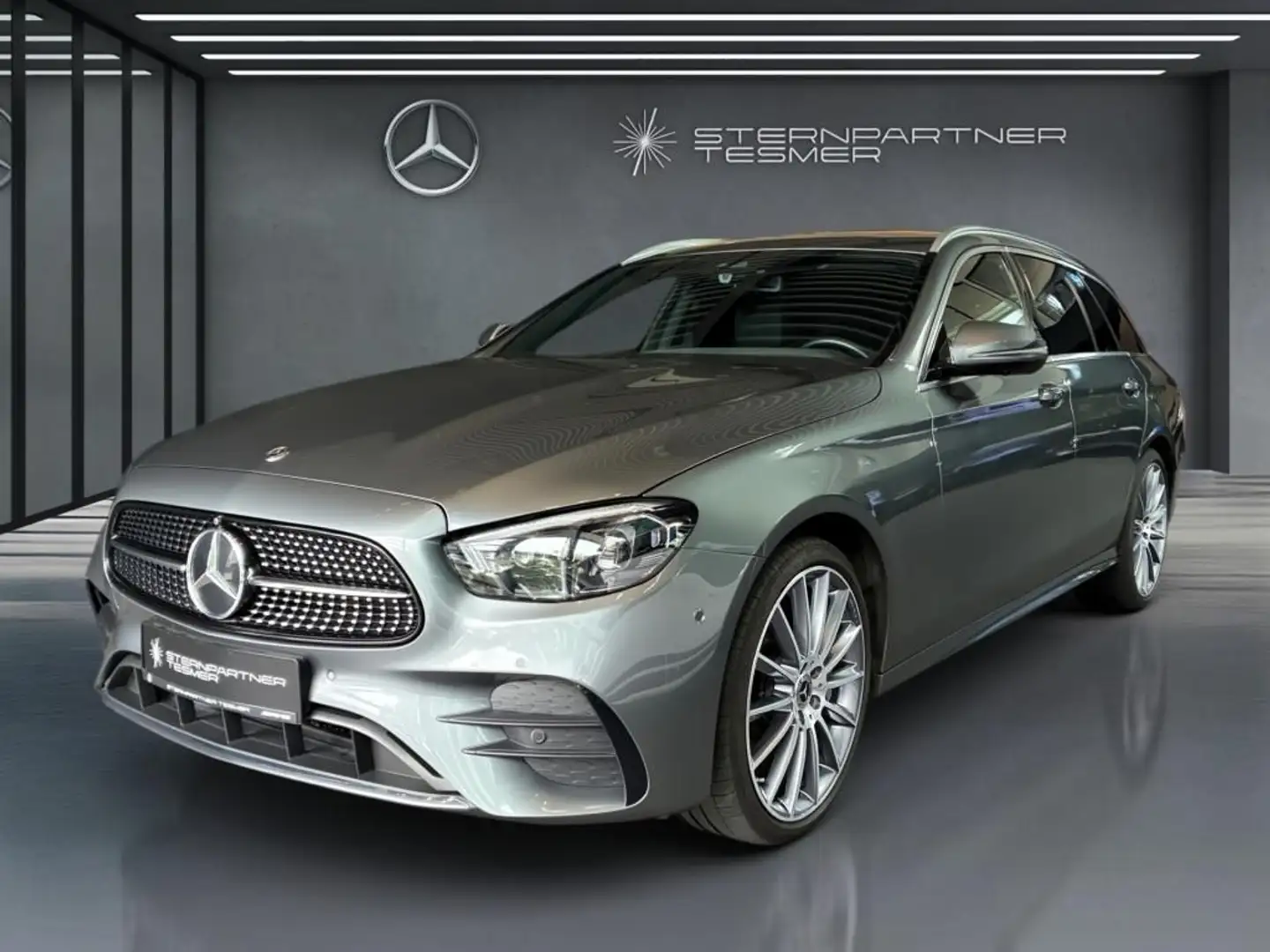 Mercedes-Benz E 400 d 4M T +AMG+SDACH+MEMORY+MBUX+360°+HANDSF. Gris - 1