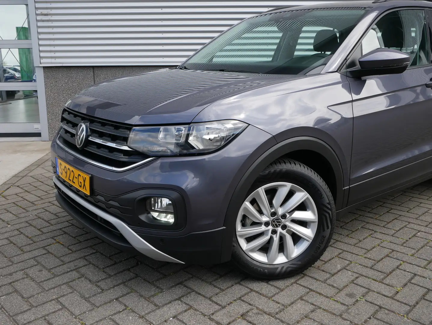 Volkswagen T-Cross 1.0 TSI Life | Airco | Apple Carplay/Android Auto| Grijs - 2