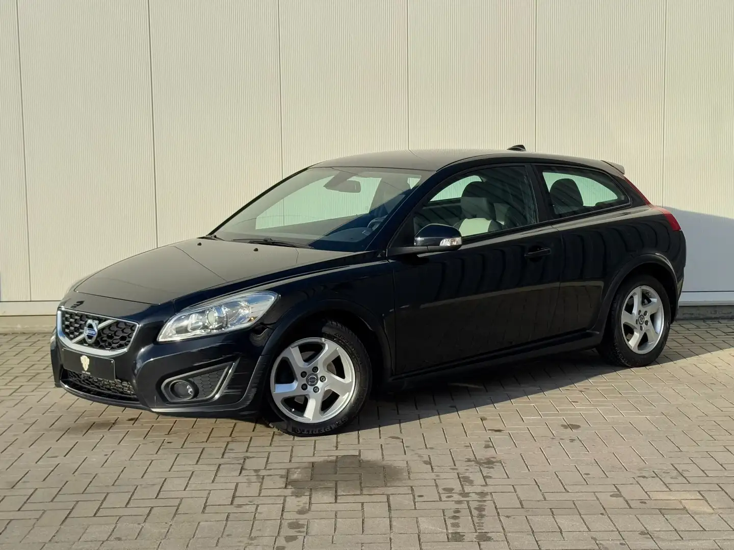 Volvo C30 ✅1.6 D DRIVe GARANTIE Airco 1.Eig Parkeersensor Noir - 1
