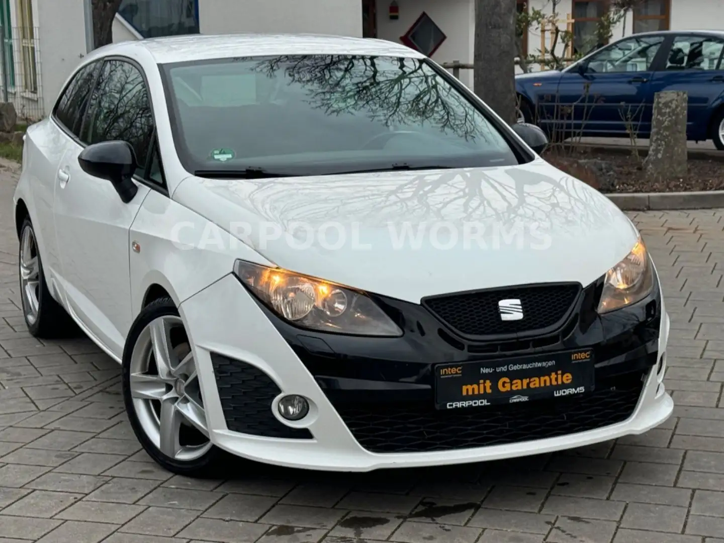 SEAT Ibiza Cupra FR Bocanegra DSG-AUTOMATIK+SHZ+ALU Weiß - 1