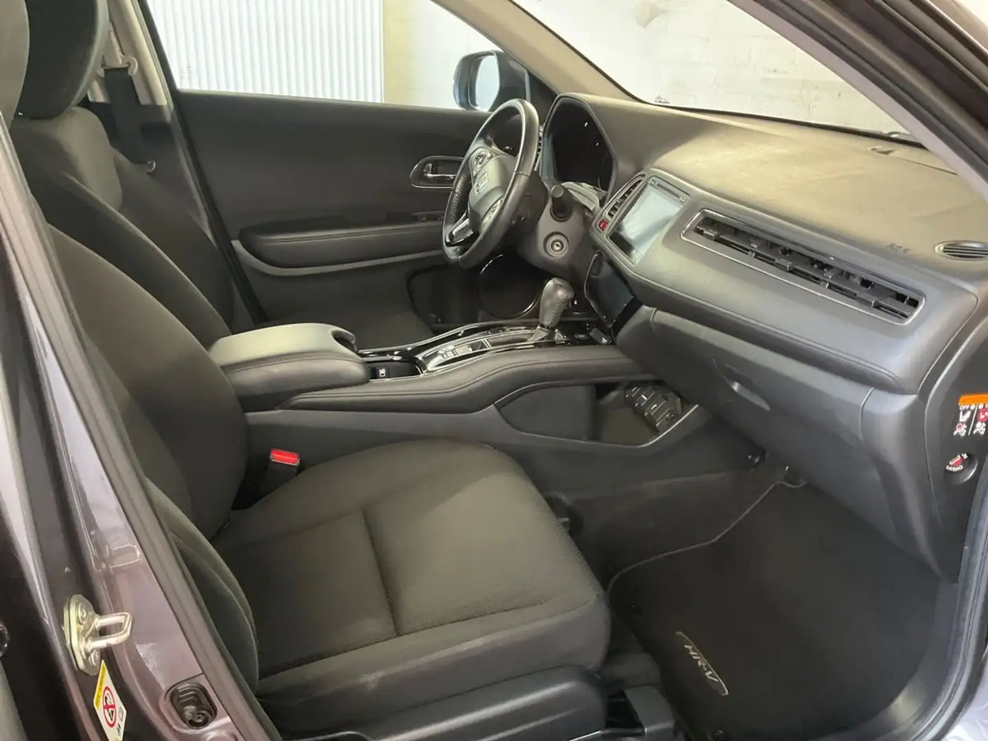 Honda HR-V HR-V+1.5+i-VTEC+CVT+Elegance Grau - 1